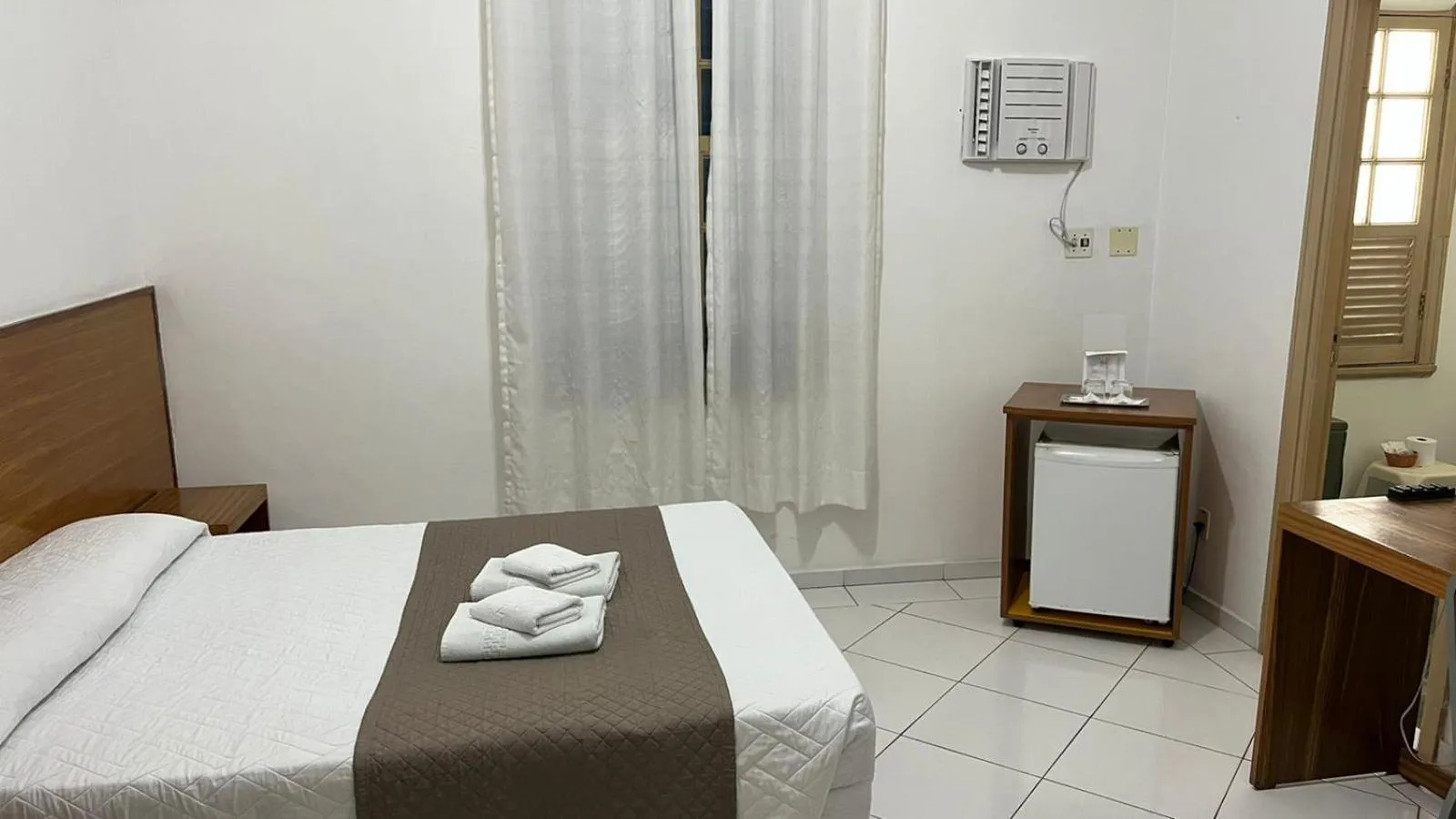 Bedroom, Bed in Atlântico Hotel