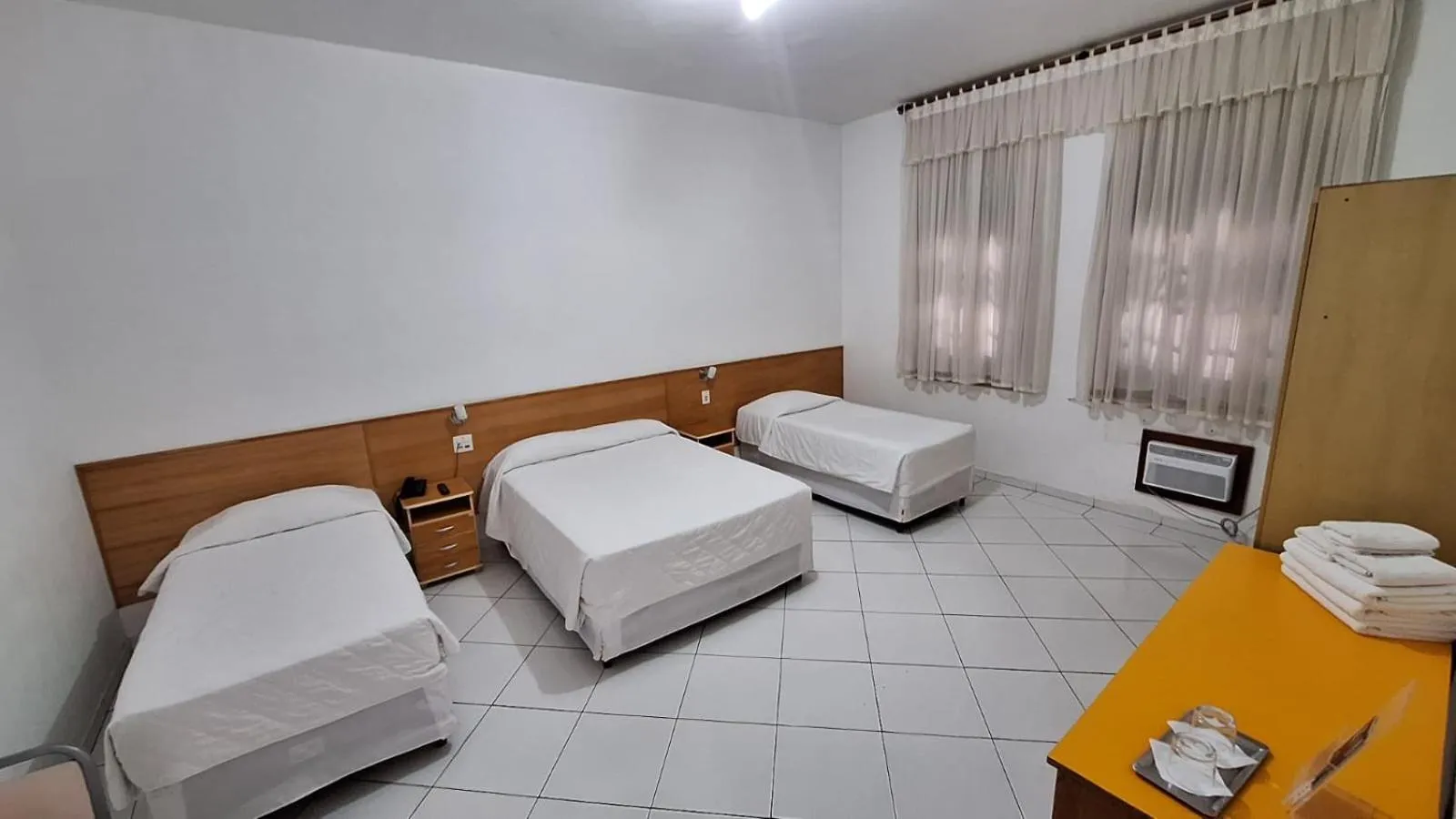 Bed in Atlântico Hotel