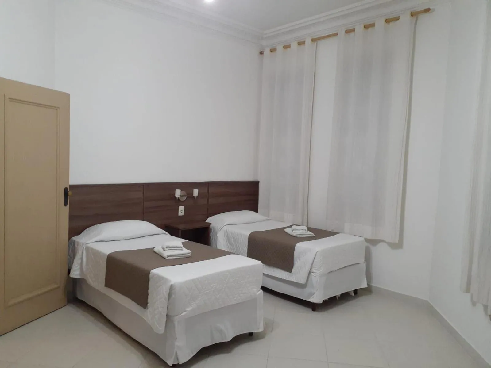 Bed in Atlântico Hotel