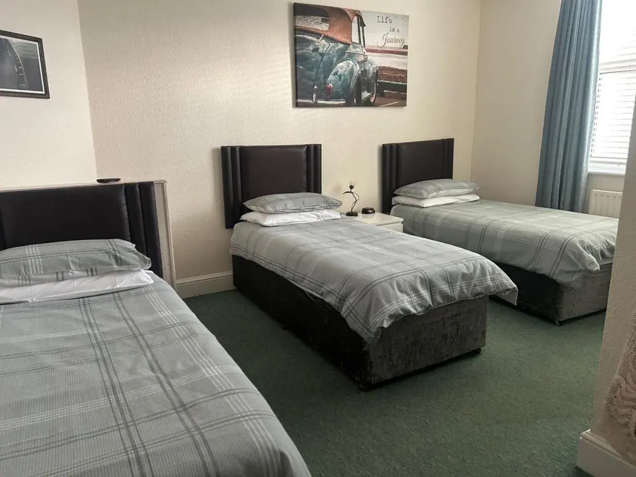 Economy Triple Room in The Royal Norfolk Hotel Economy Triple Room in The Royal Norfolk Hotel