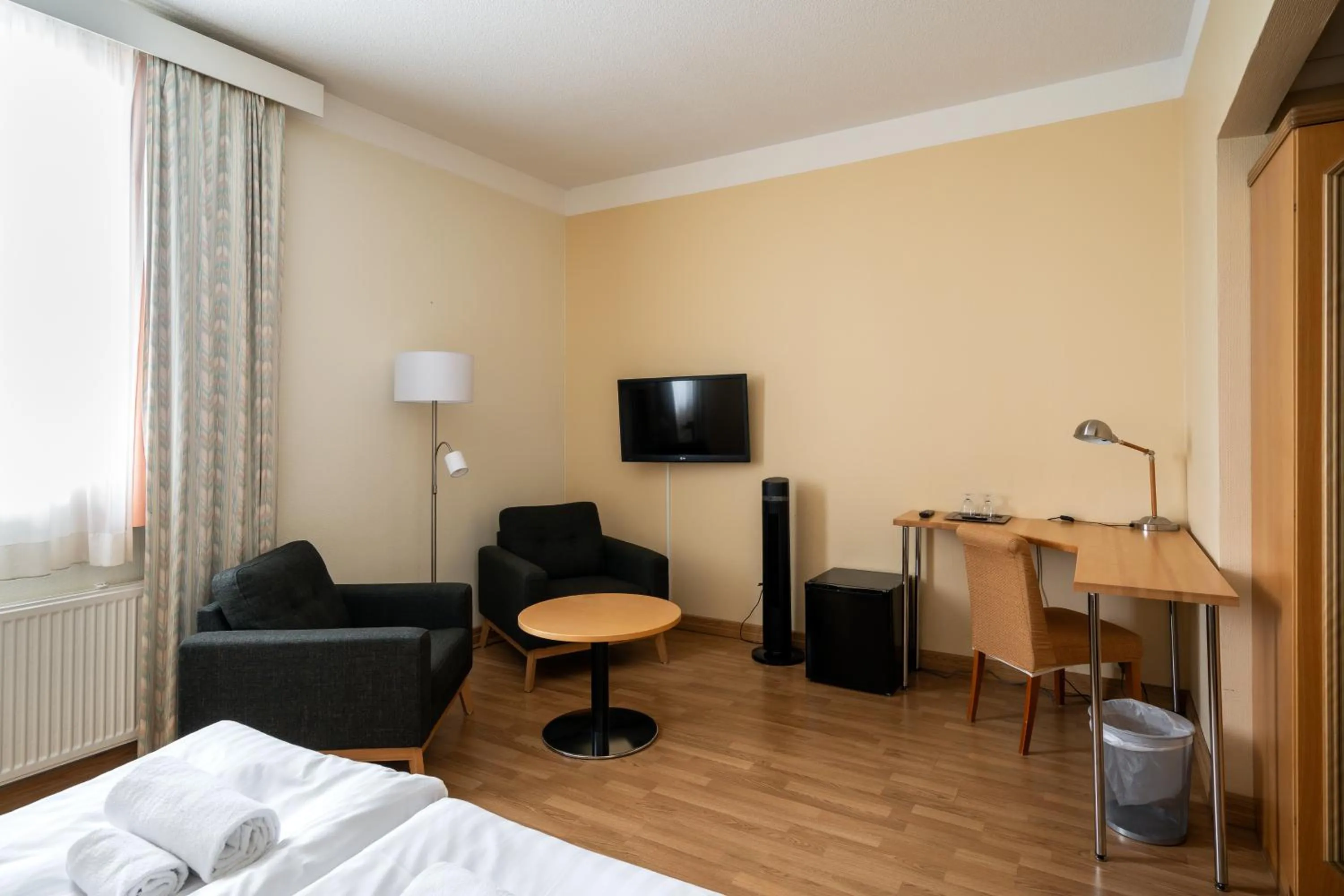 TV and multimedia, Bed in Hiisi Hotel Turku Seaport