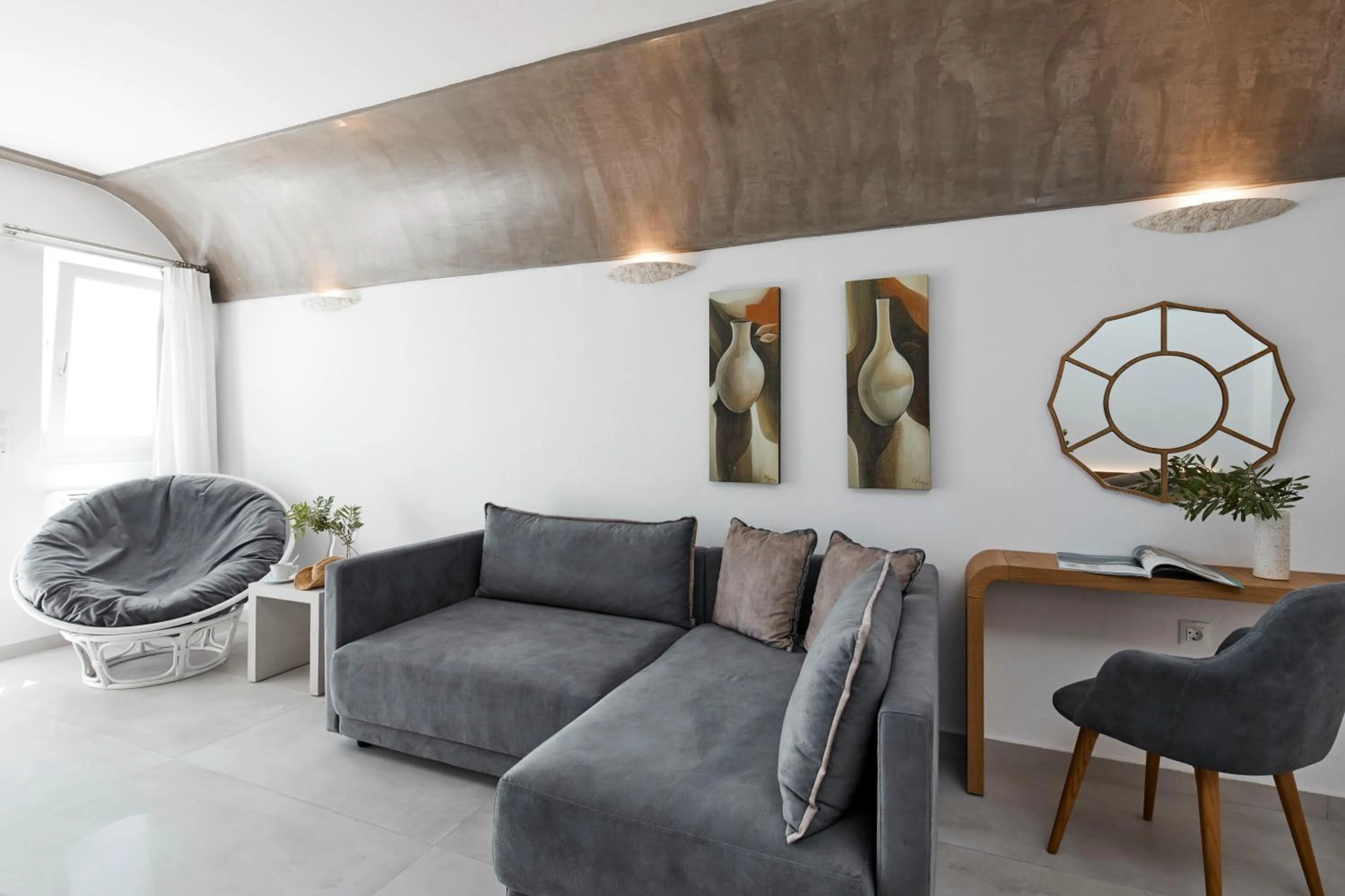 Living room in Santorini Princess Spa Hotel