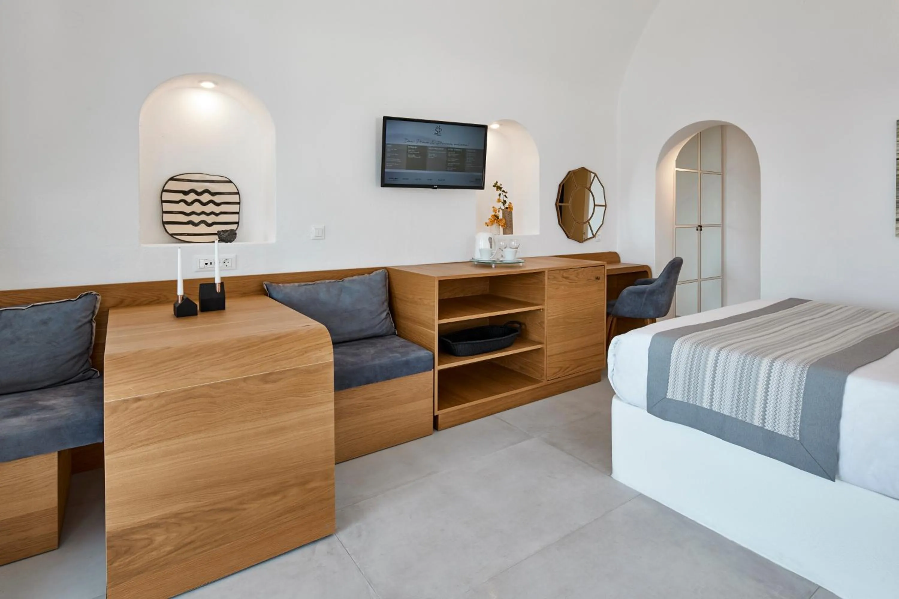 Bed in Santorini Princess Spa Hotel