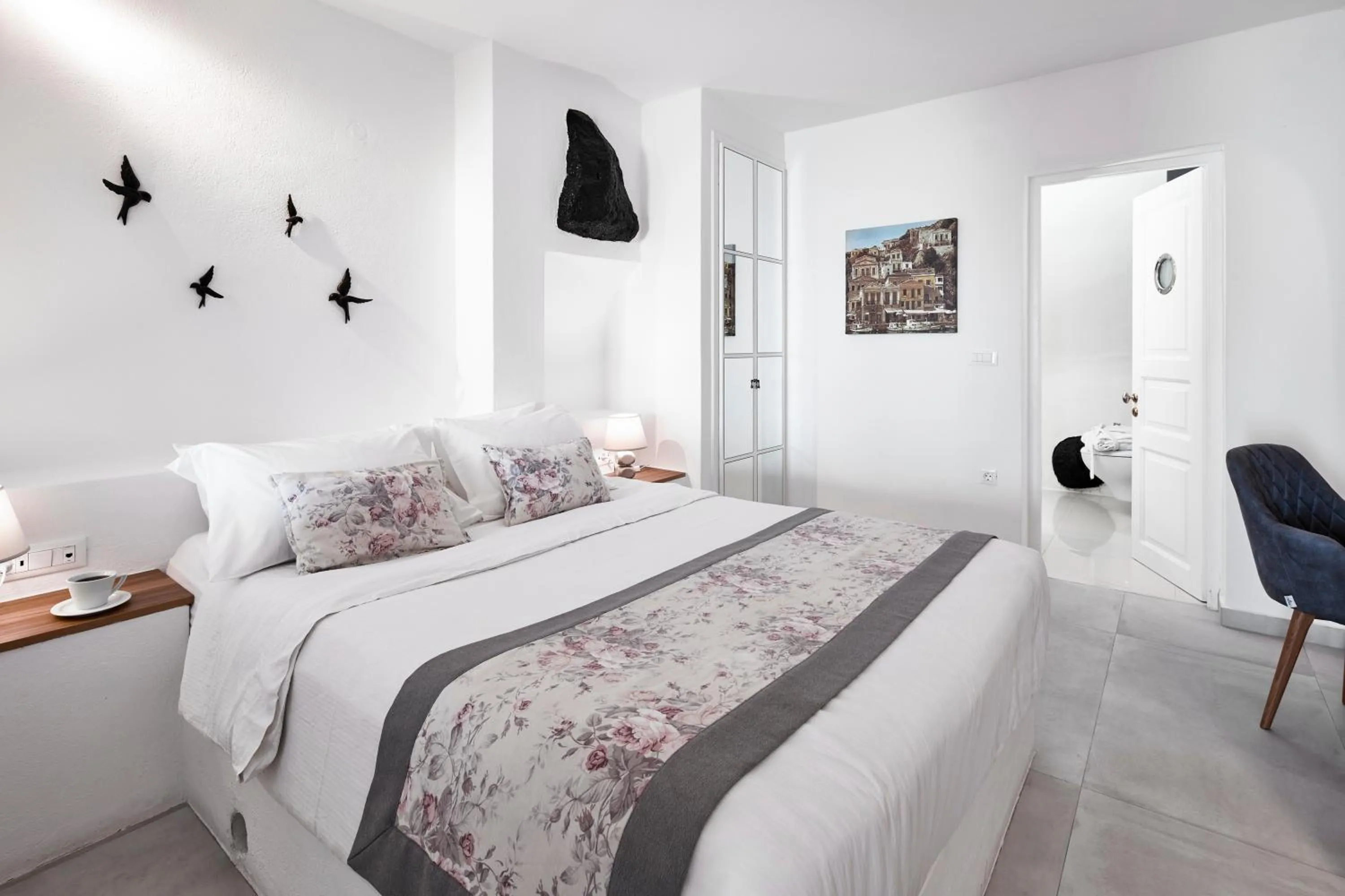 Bed in Santorini Princess Spa Hotel