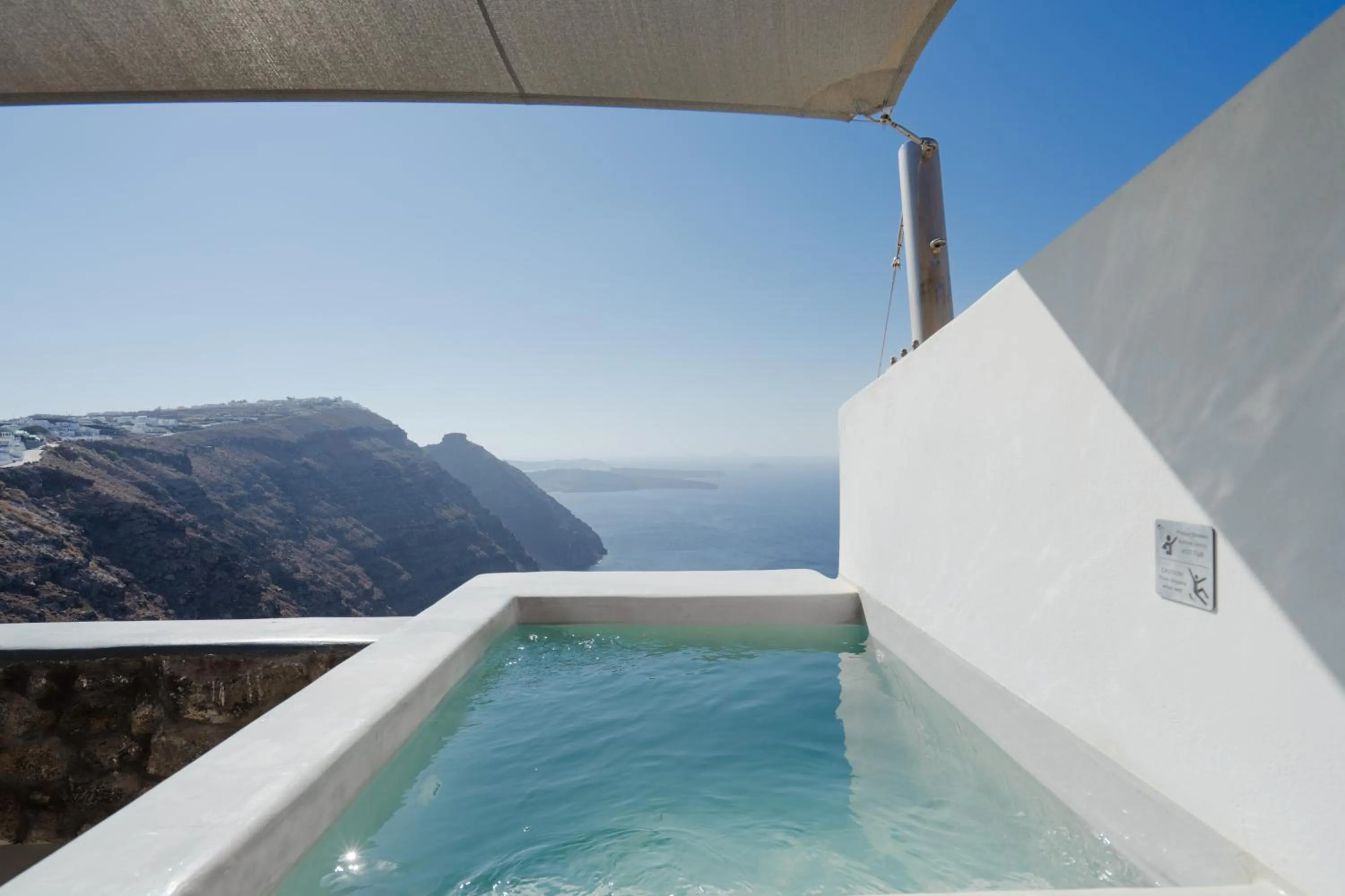 Hot Tub in Santorini Princess Spa Hotel