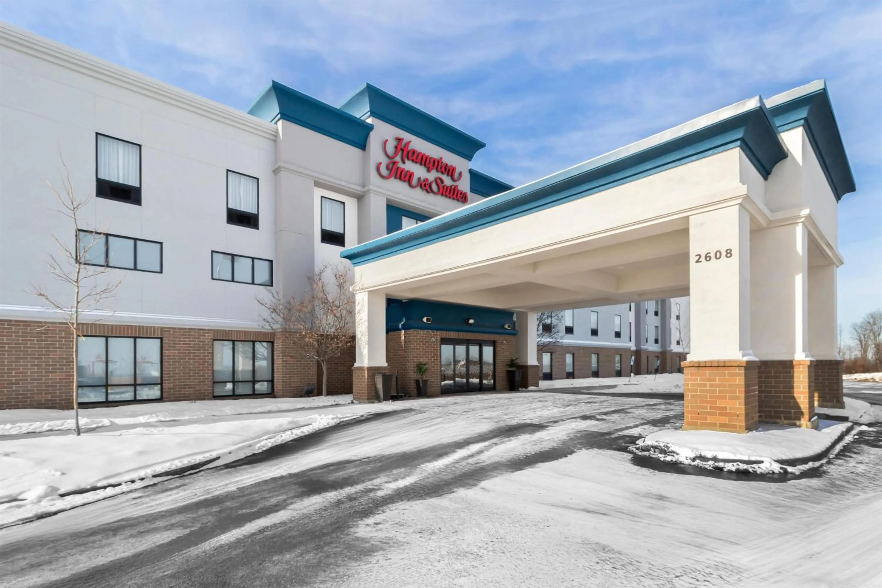 Property building in Hampton Inn & Suites New Castle, PA