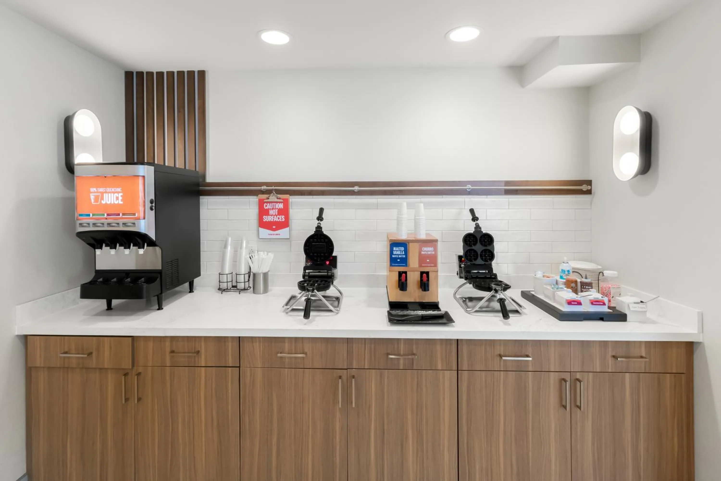 Hampton Inn & Suites New Castle, PA