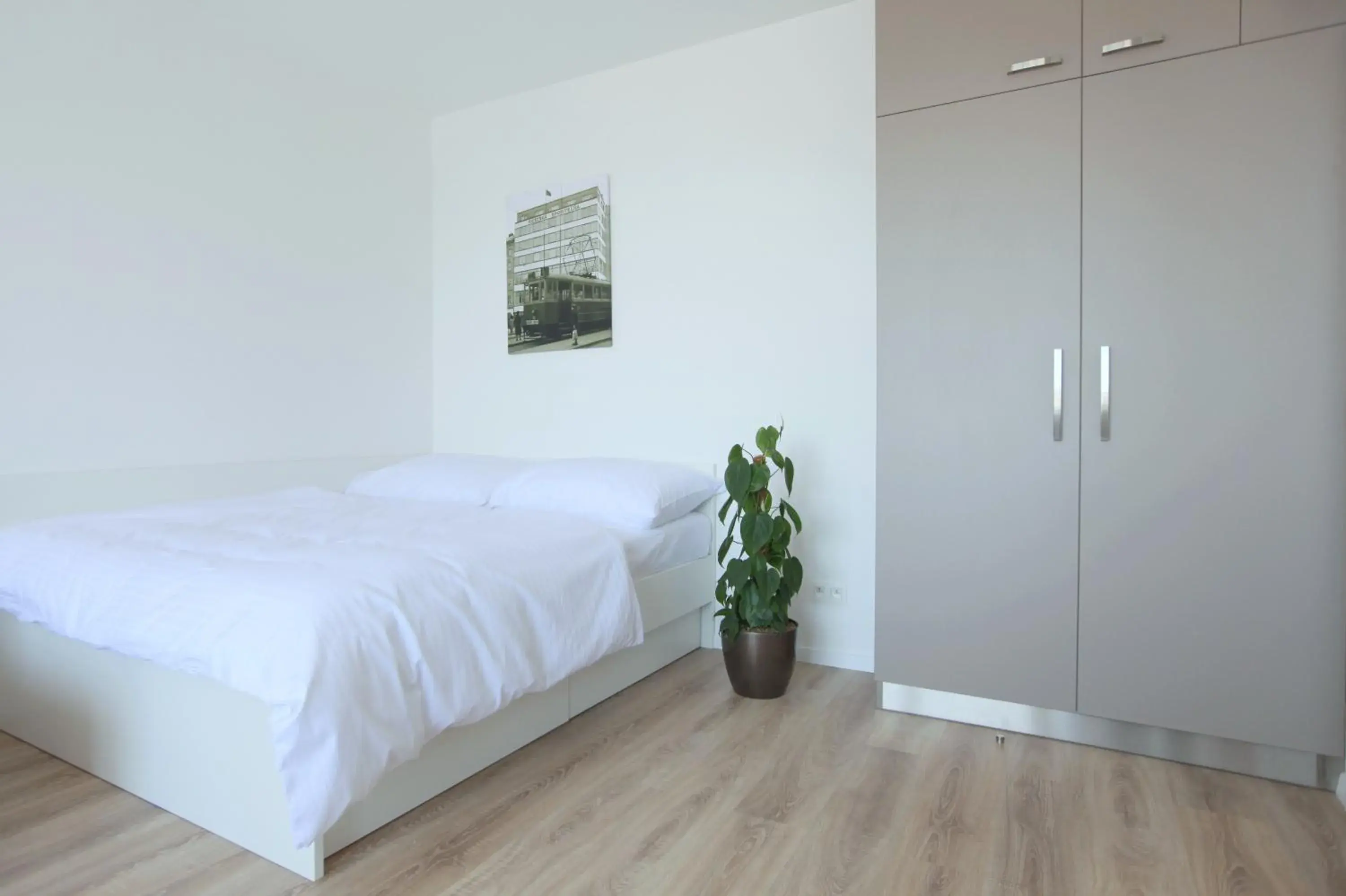 Apartment with Balcony in City Center Best Place Apartments Apartment with Balcony in City Center Best Place Apartments