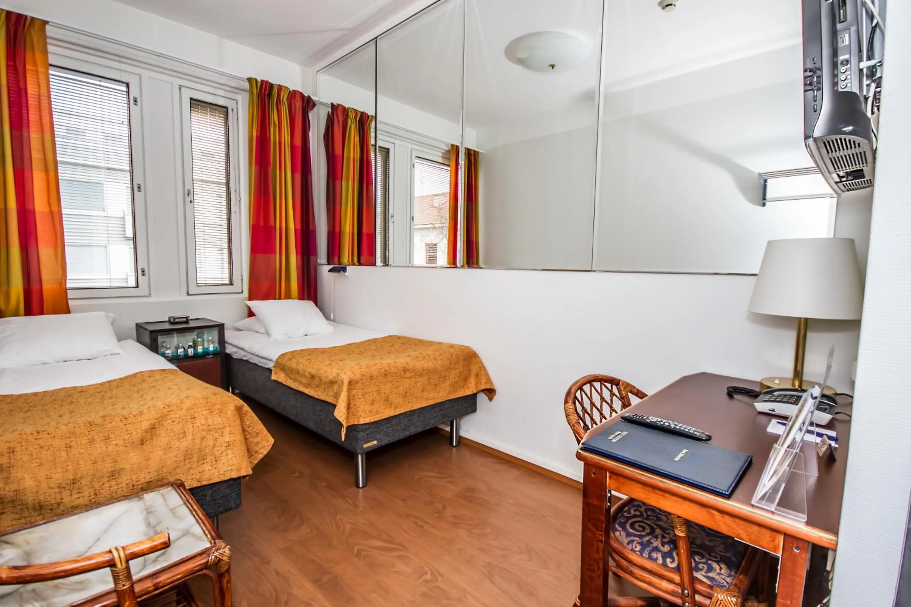 Decorative detail, Bed in Best Western Hotel Apollo