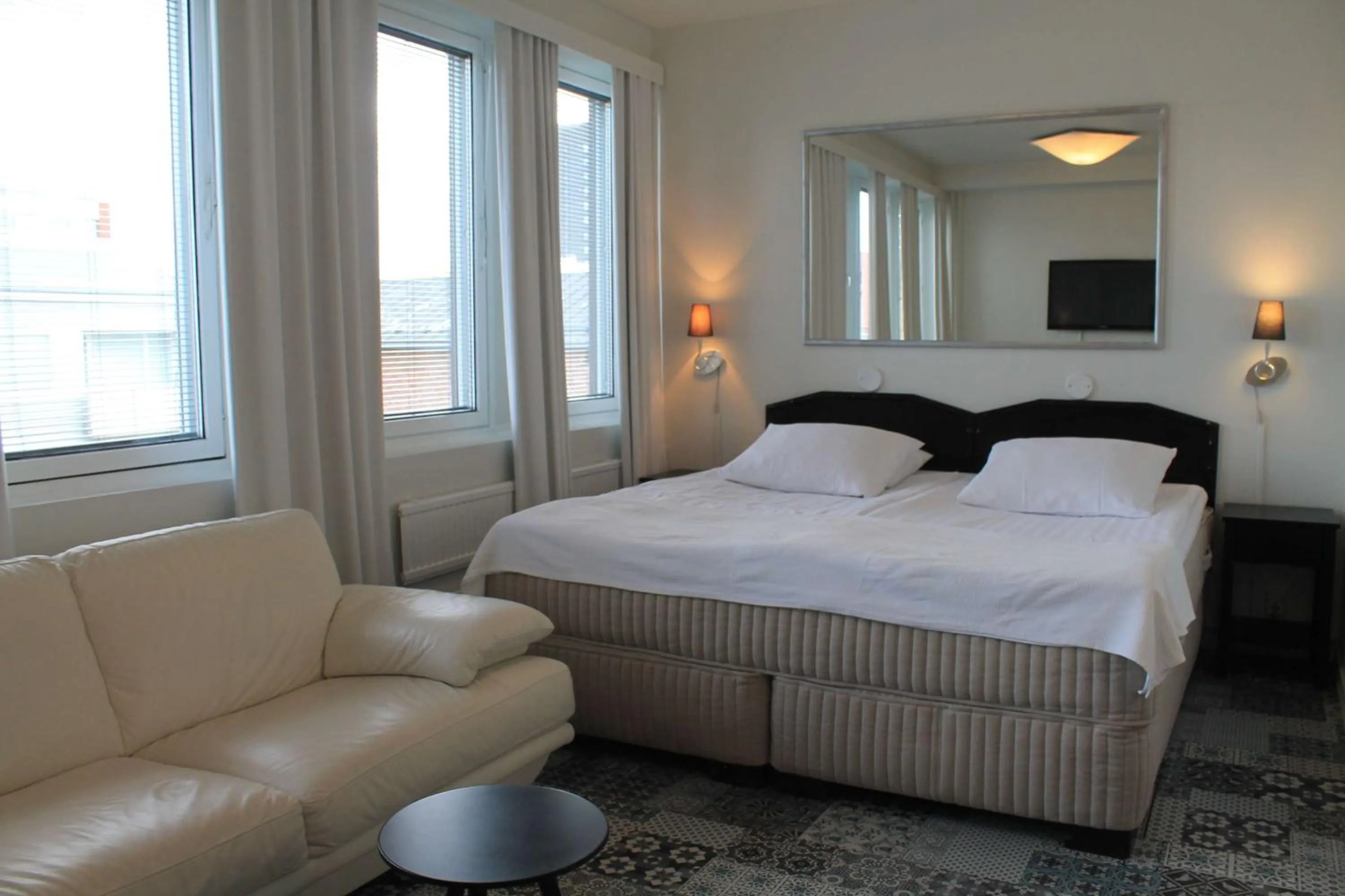 Bedroom, Bed in Best Western Hotel Apollo