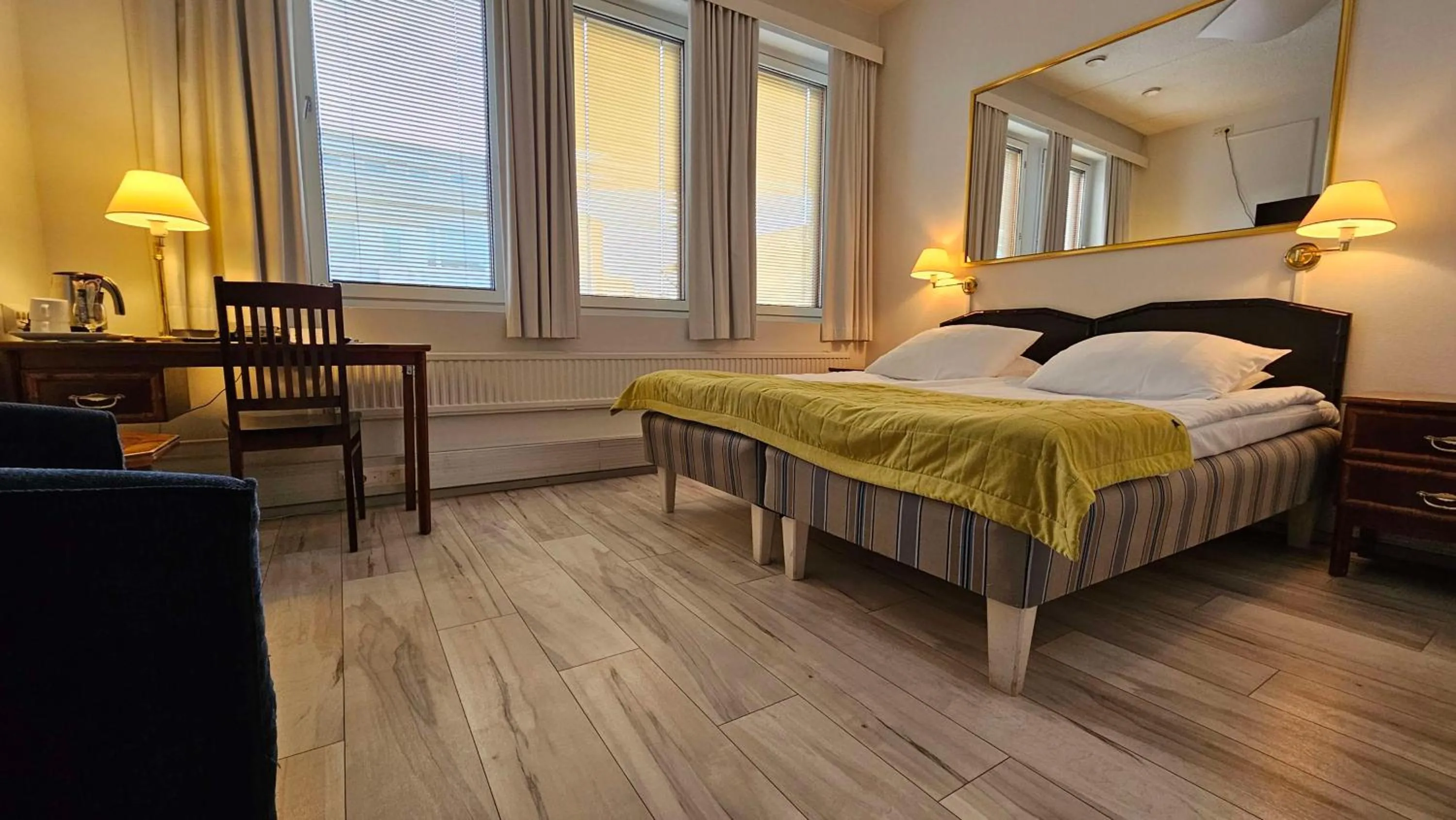 Bedroom, Bed in Best Western Hotel Apollo