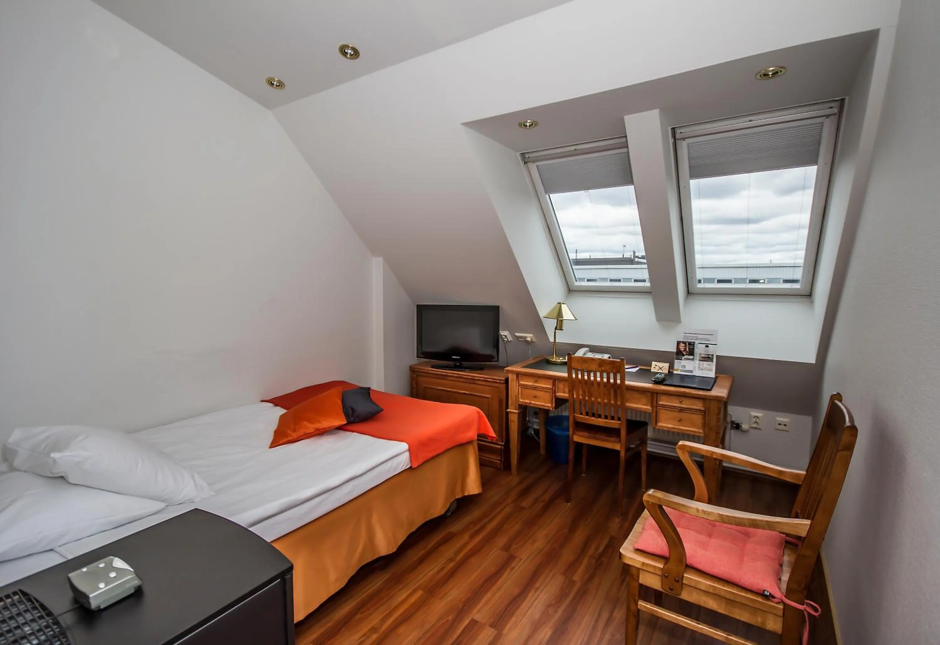 Decorative detail, Bed in Best Western Hotel Apollo