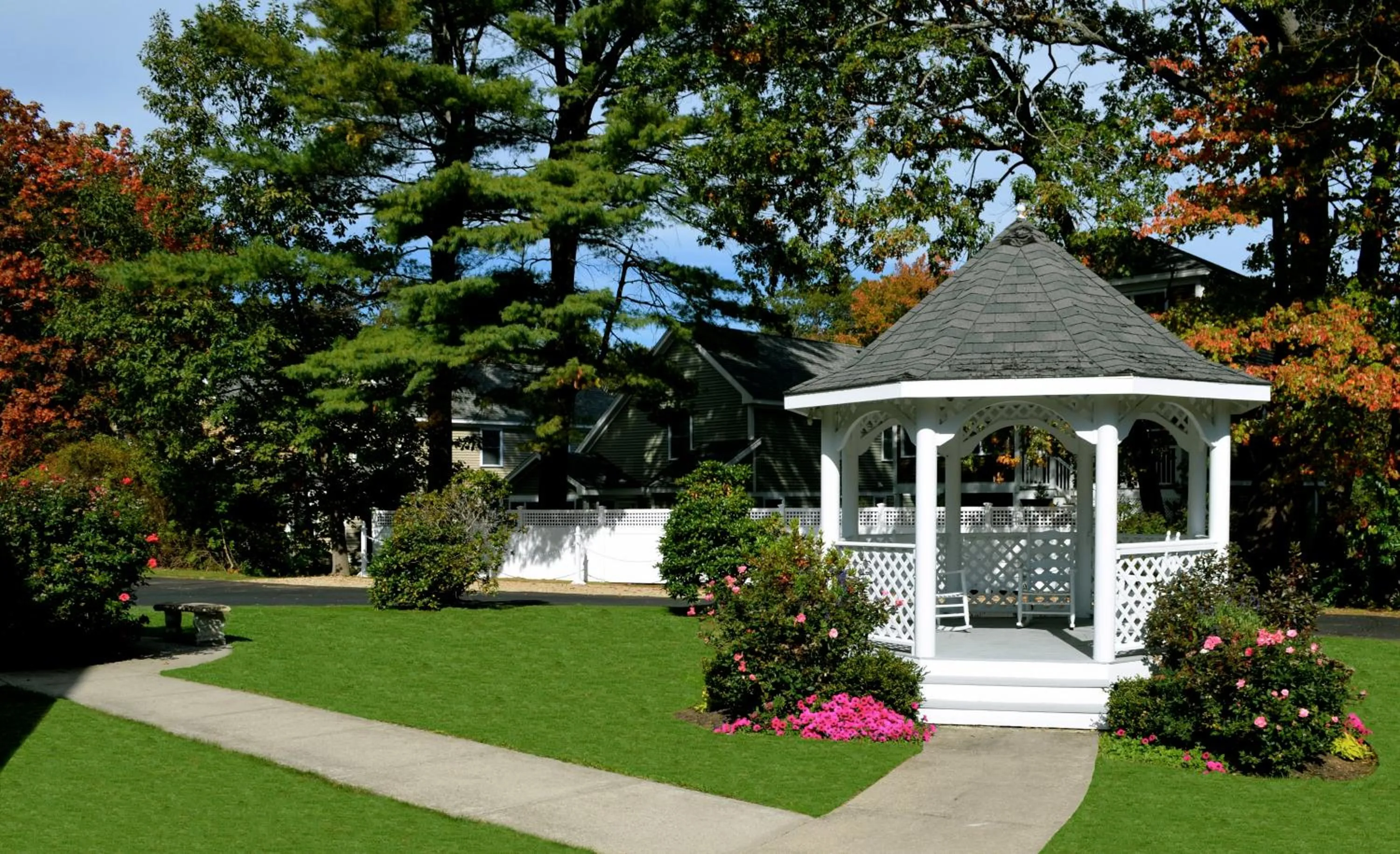 Garden in Victoria Inn