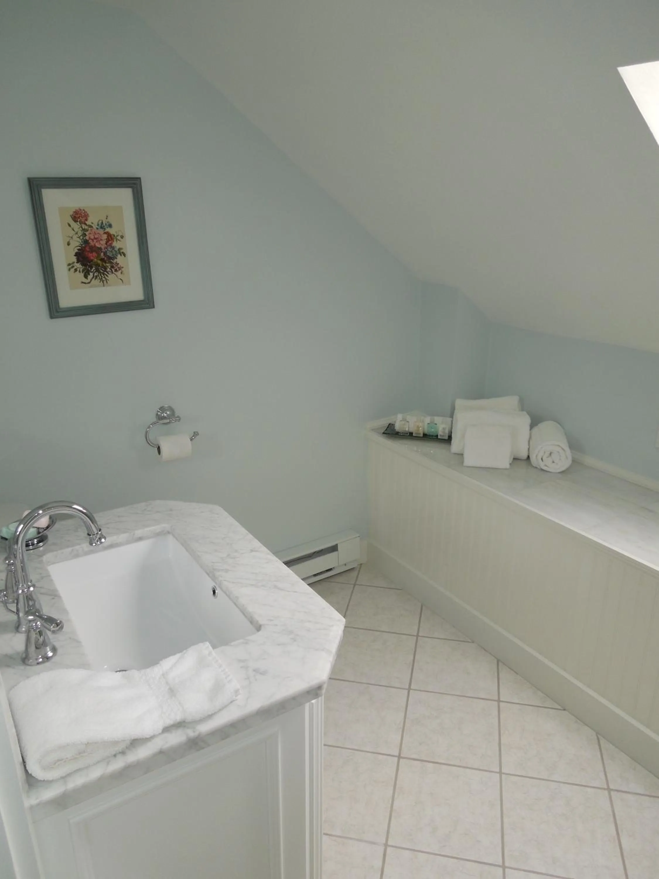 Bathroom in Victoria Inn