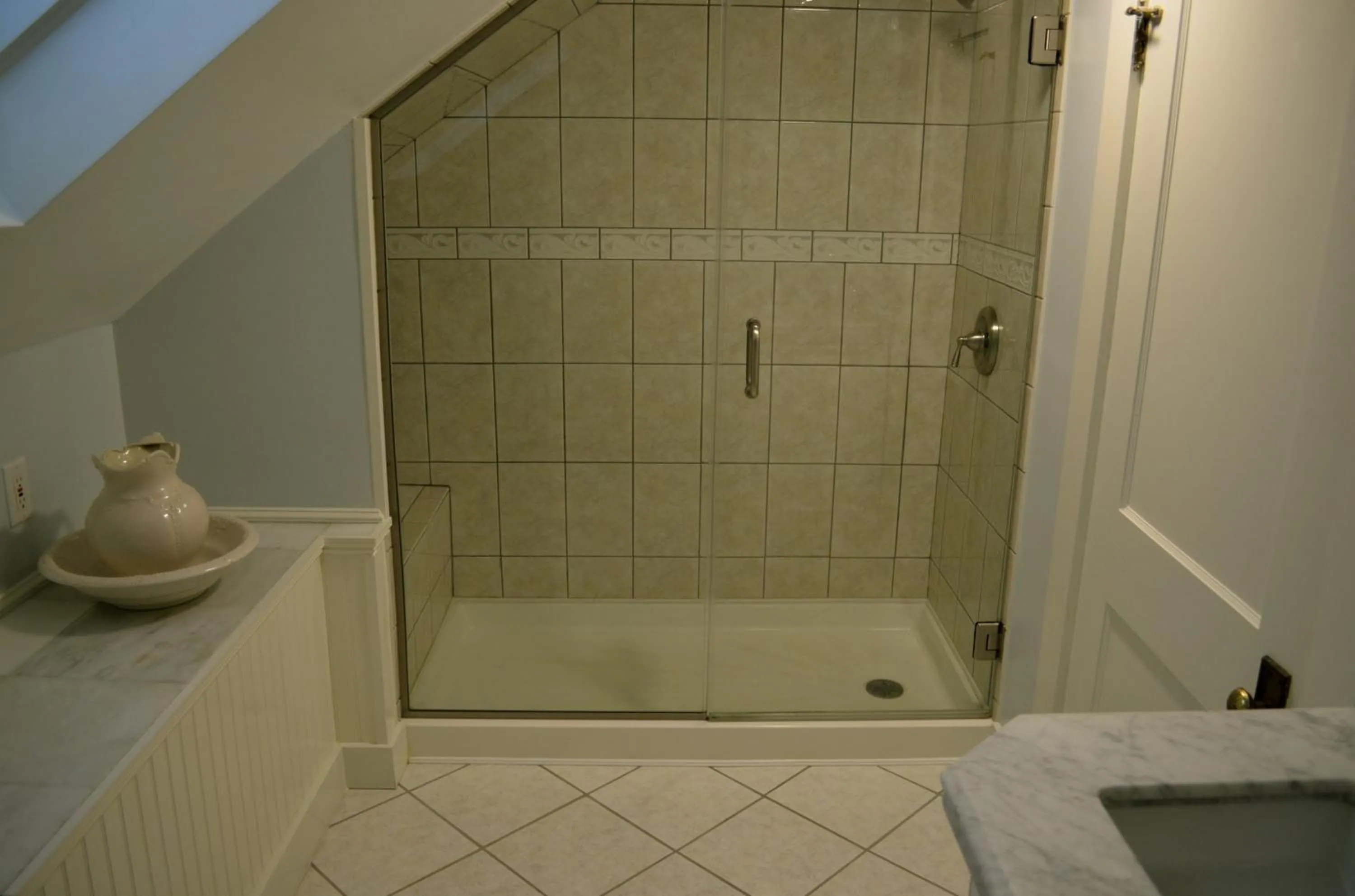 Bathroom in Victoria Inn