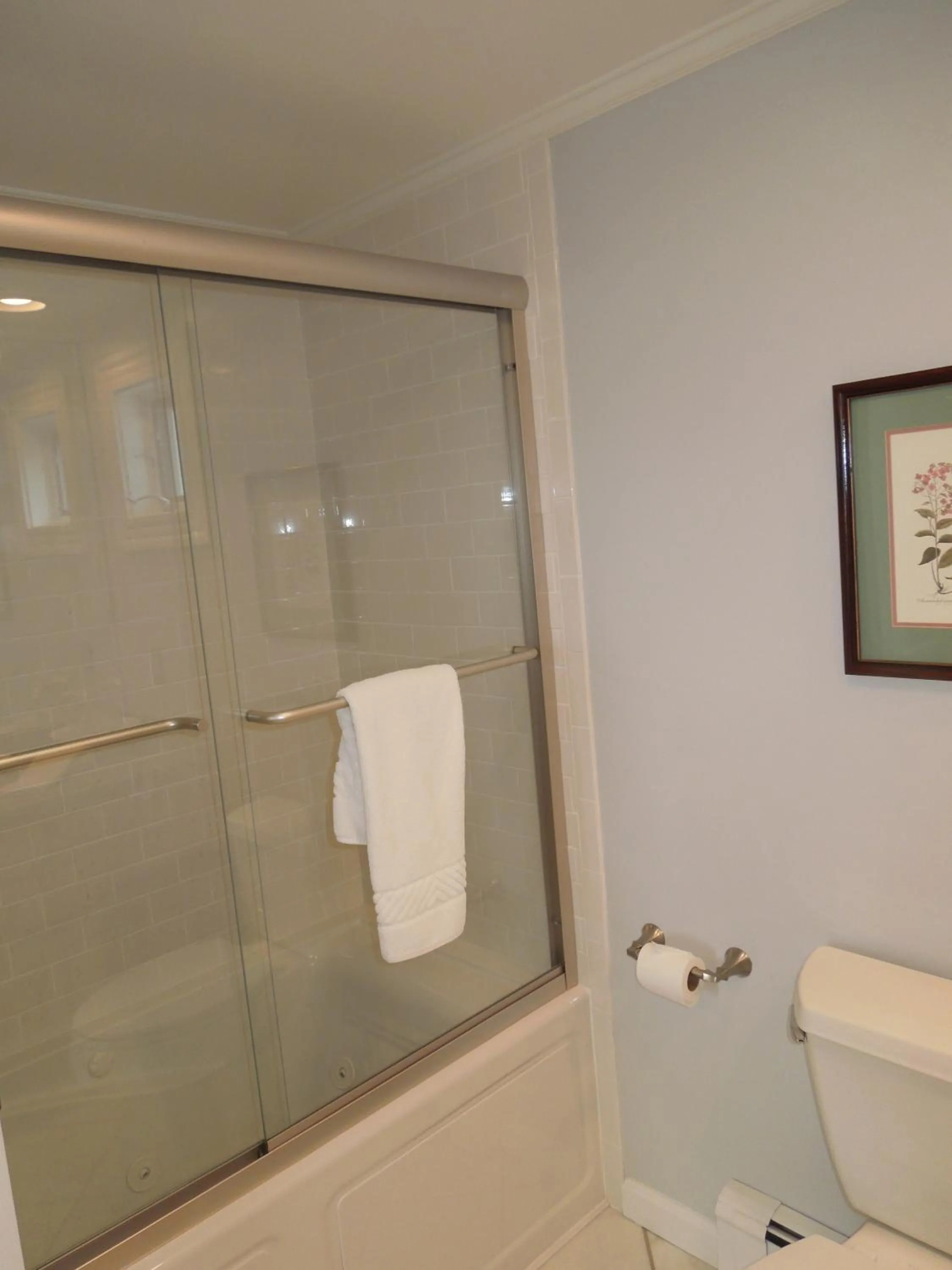 Bathroom in Victoria Inn