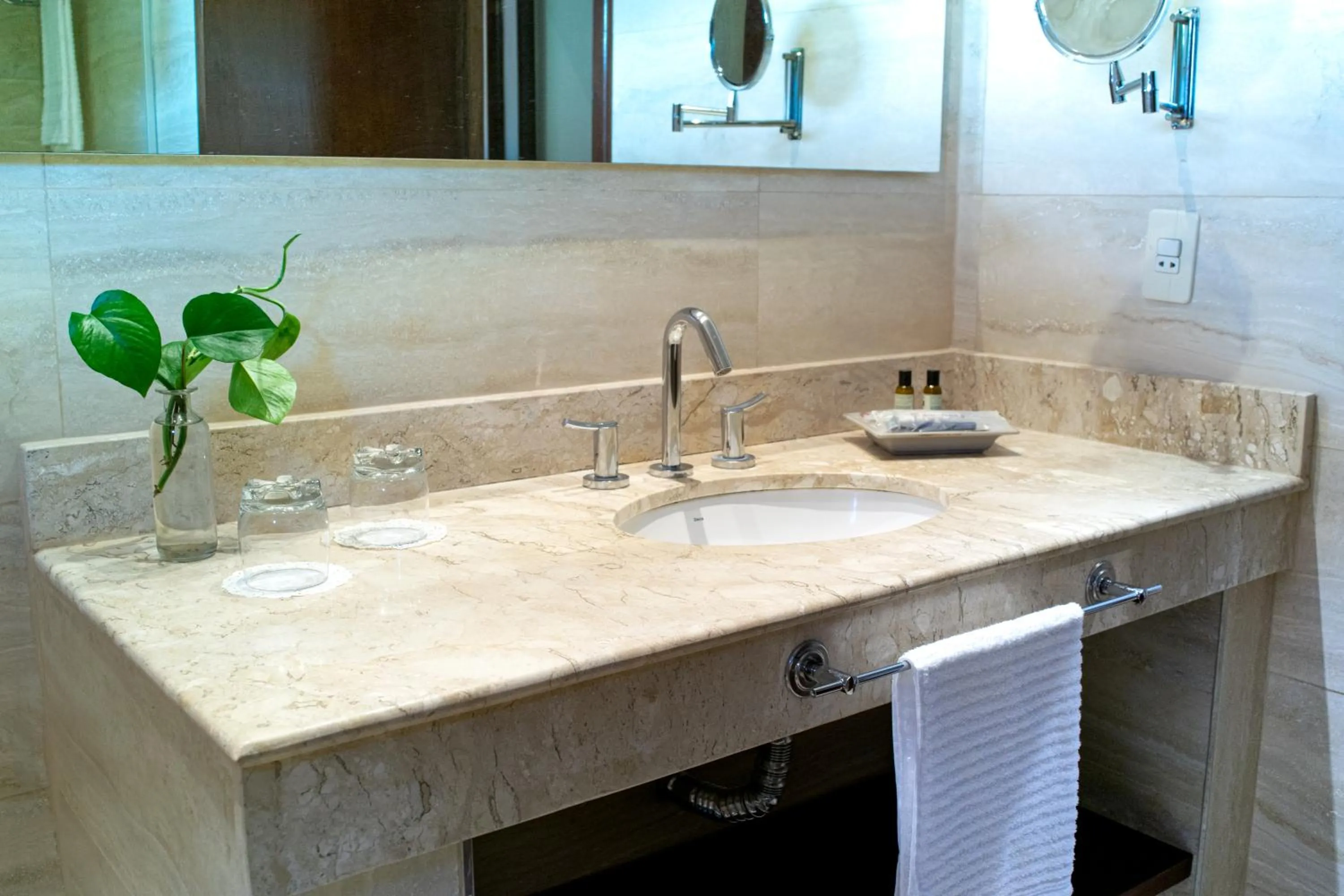 Bathroom in Las Lomas Casa Hotel