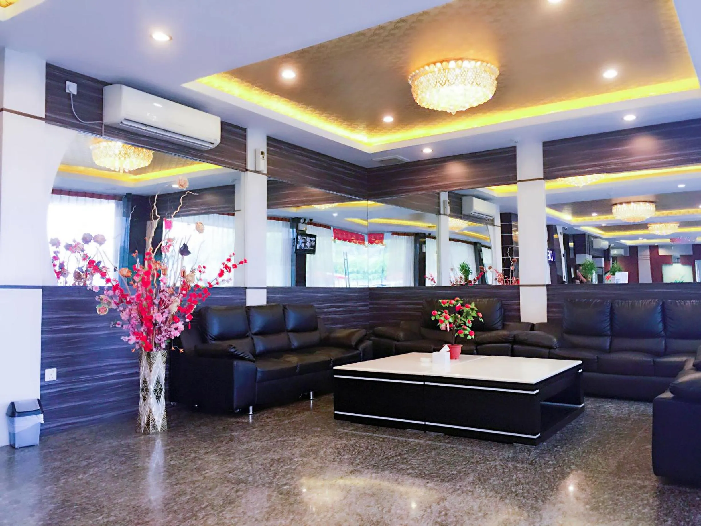 Lobby or reception in De Best Hotel