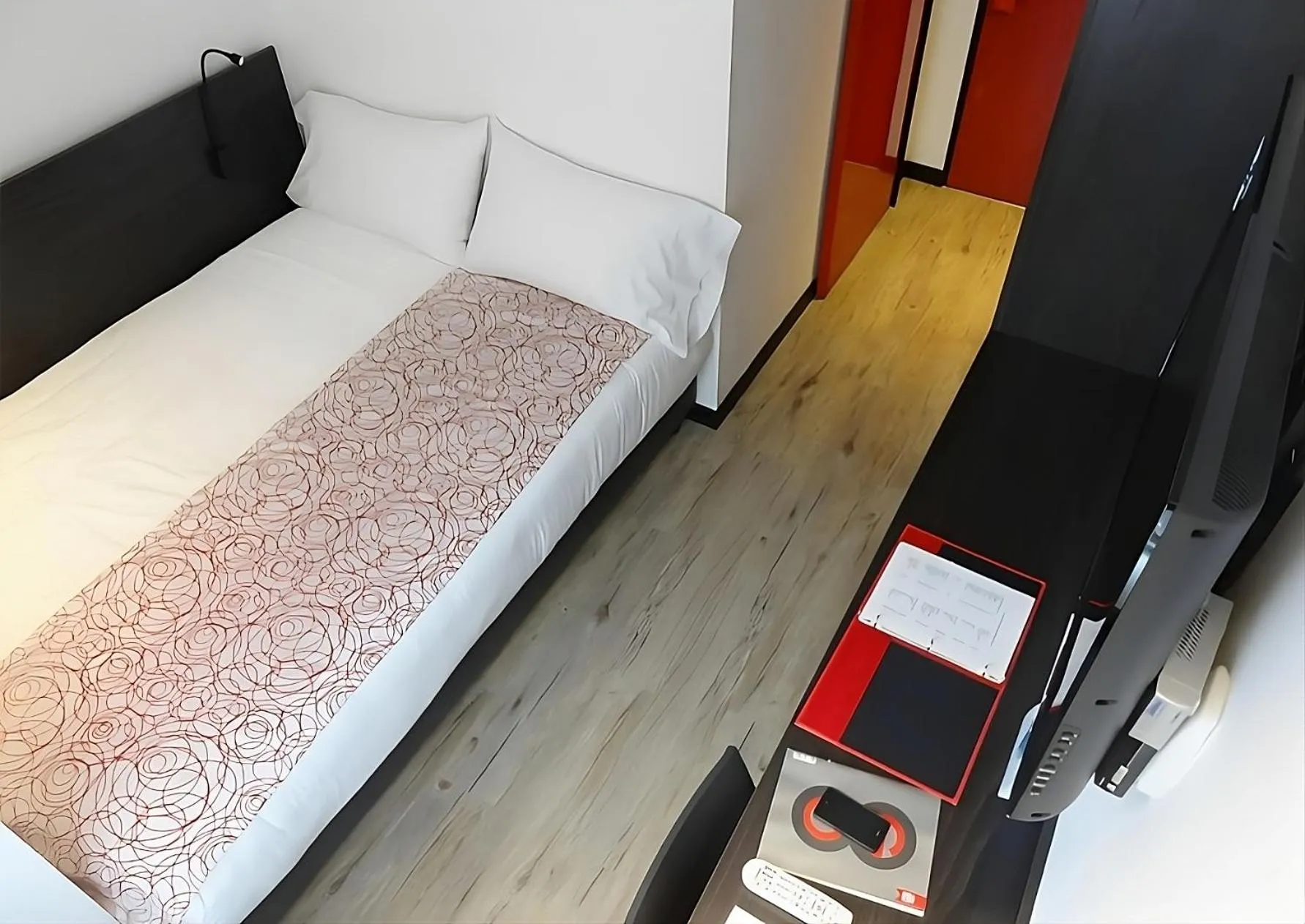 Photo of the whole room, Bed in Hotel B3 Virrey