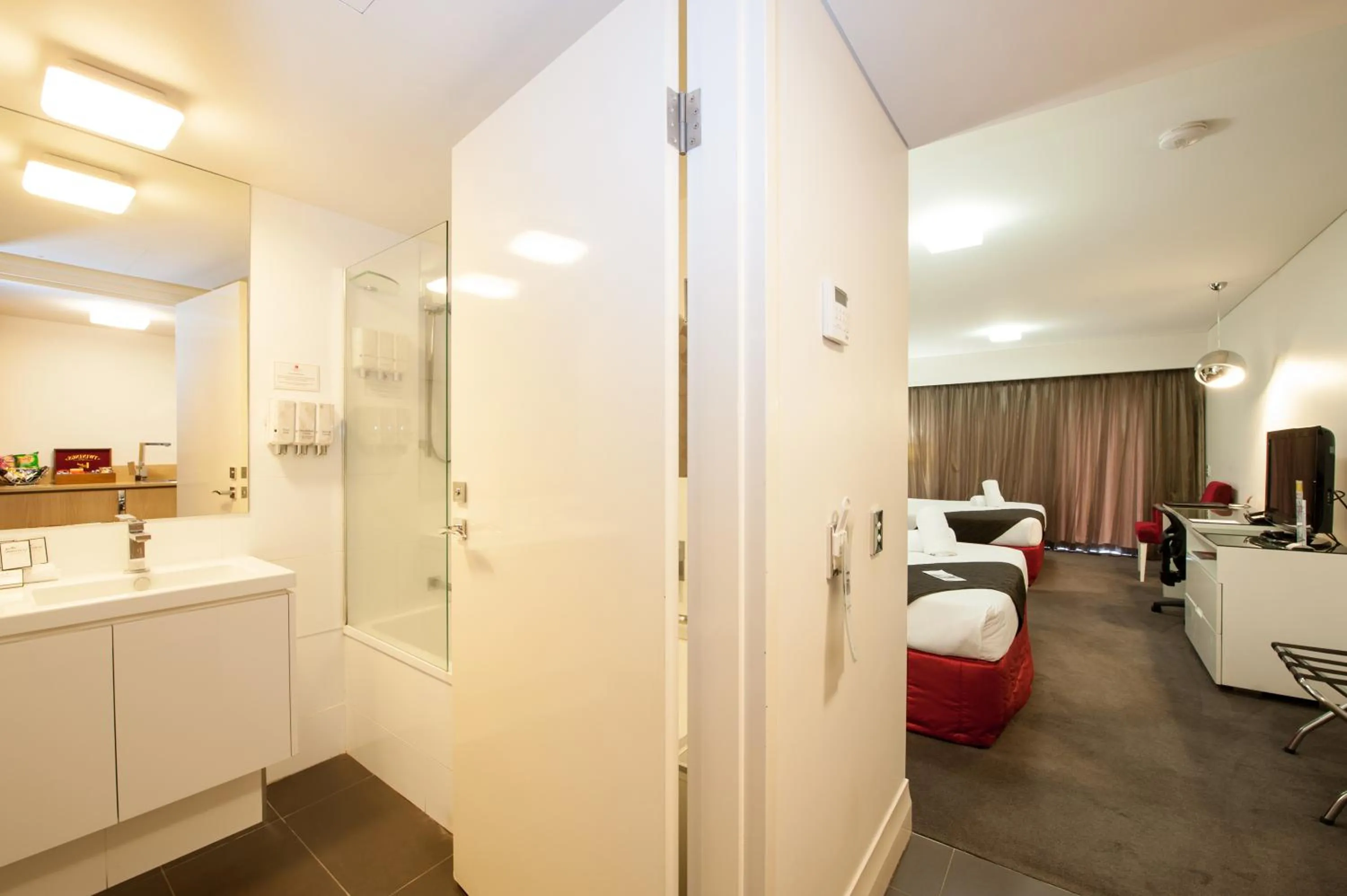 Decorative detail, Bed in City Golf Club Motel