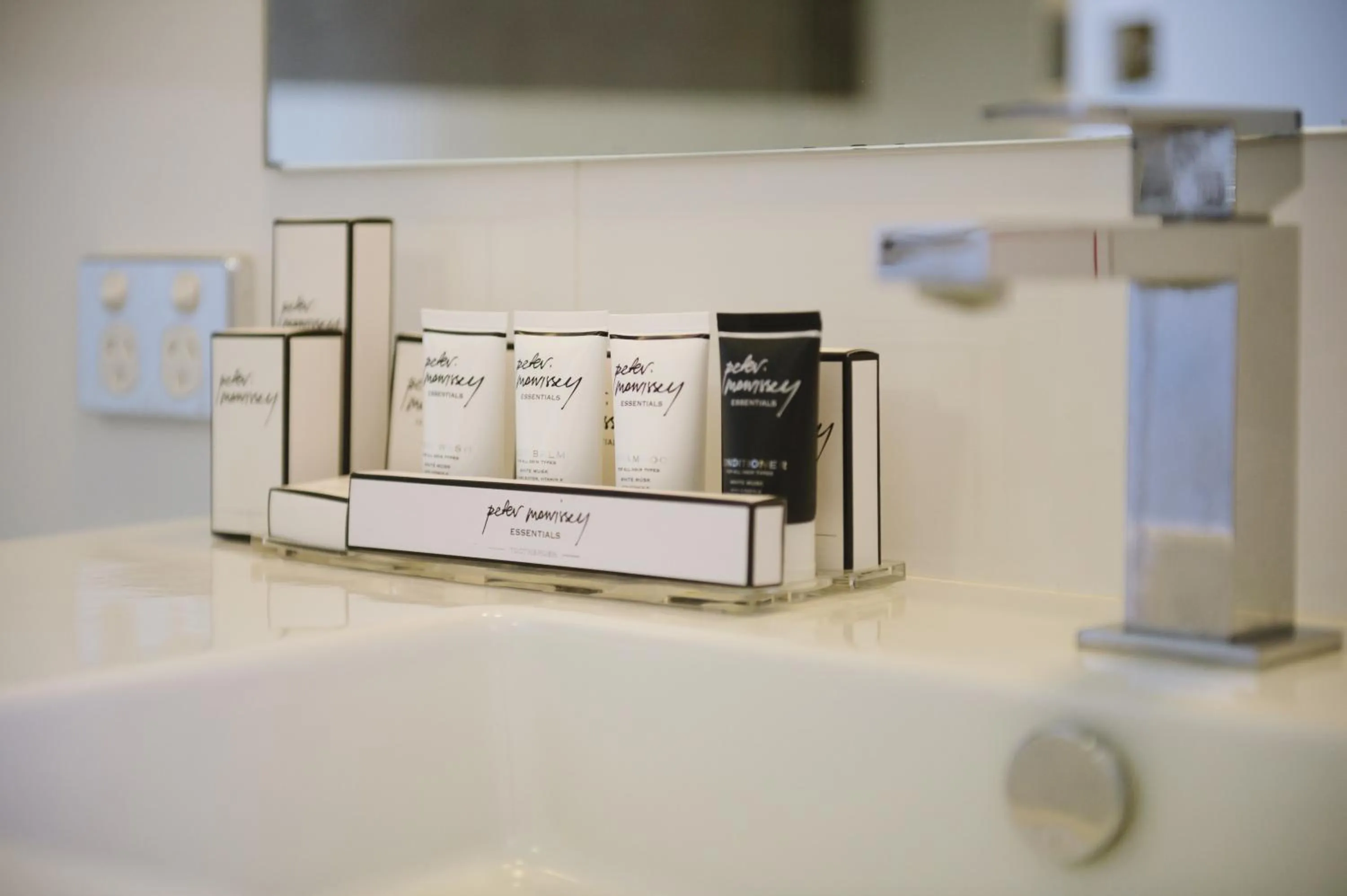 Decorative detail in City Golf Club Motel