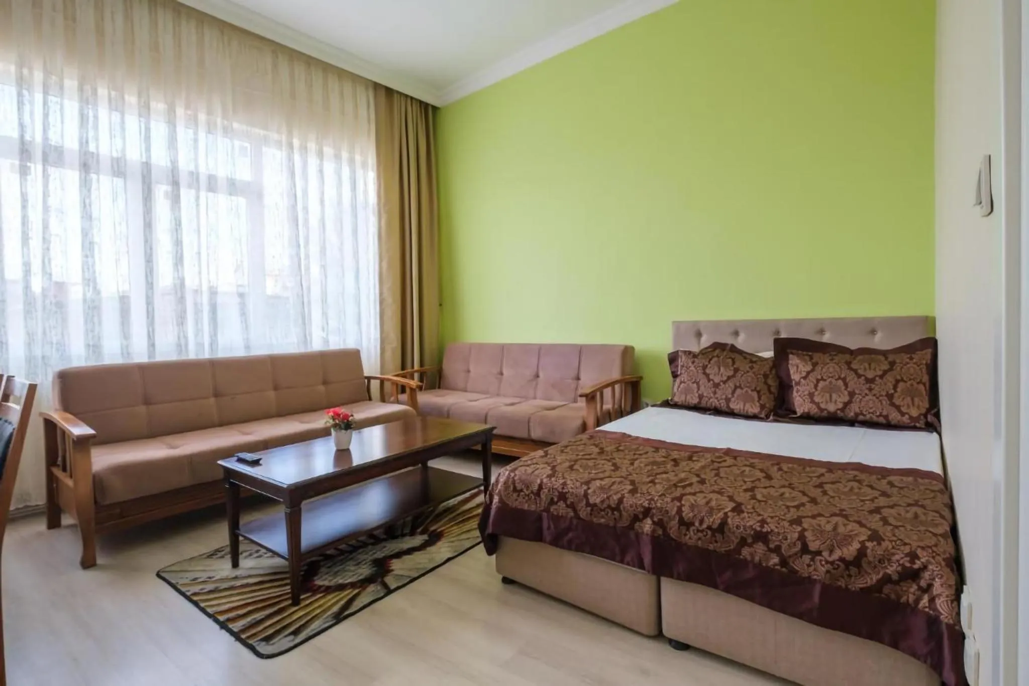 Bed in HagiaSophia Donat Suites