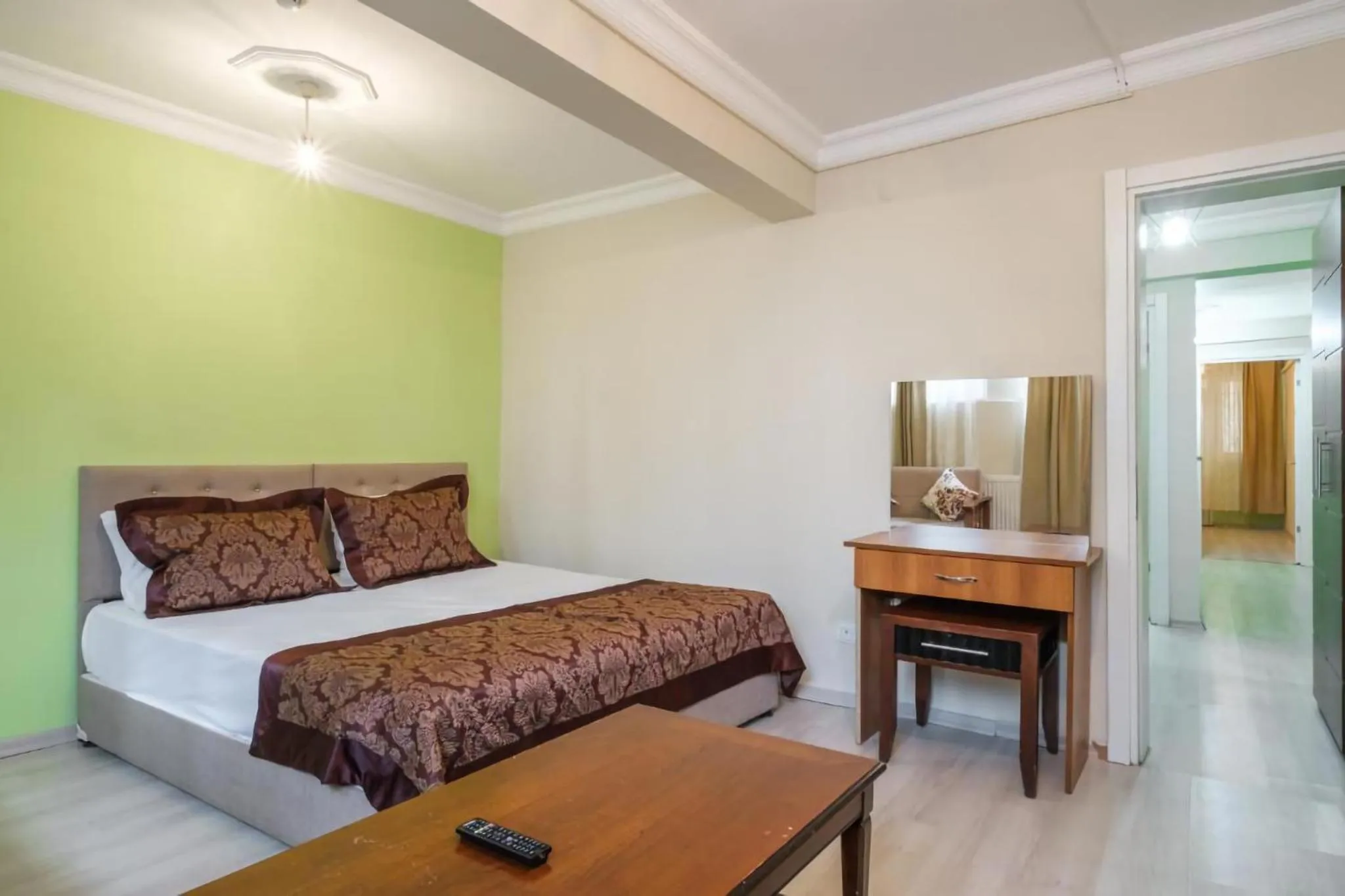 Bed in HagiaSophia Donat Suites