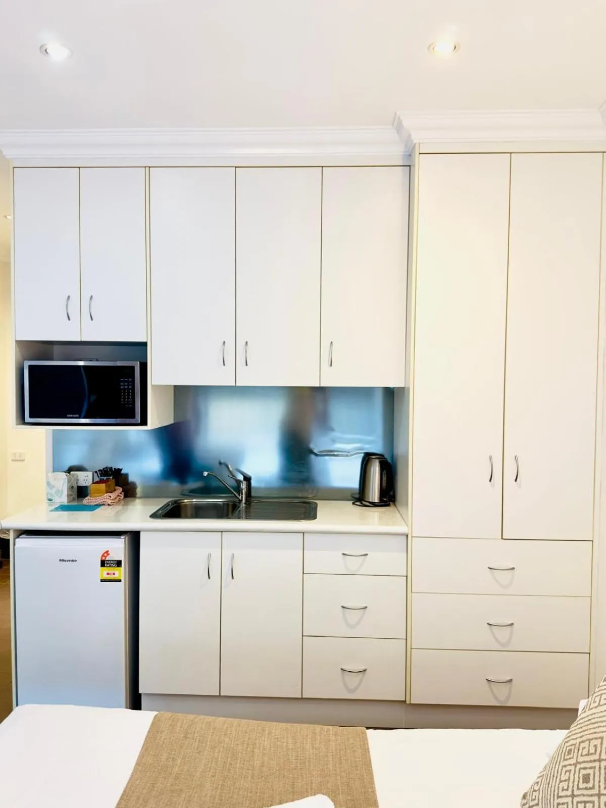 Coffee/tea facilities in Merivale Motel