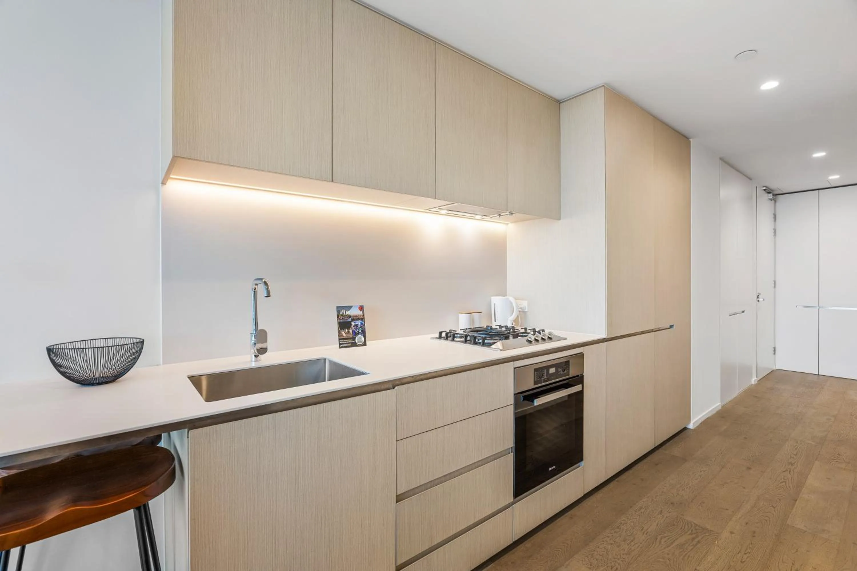 Kitchen or kitchenette in CLLIX Australia 108 Apartments