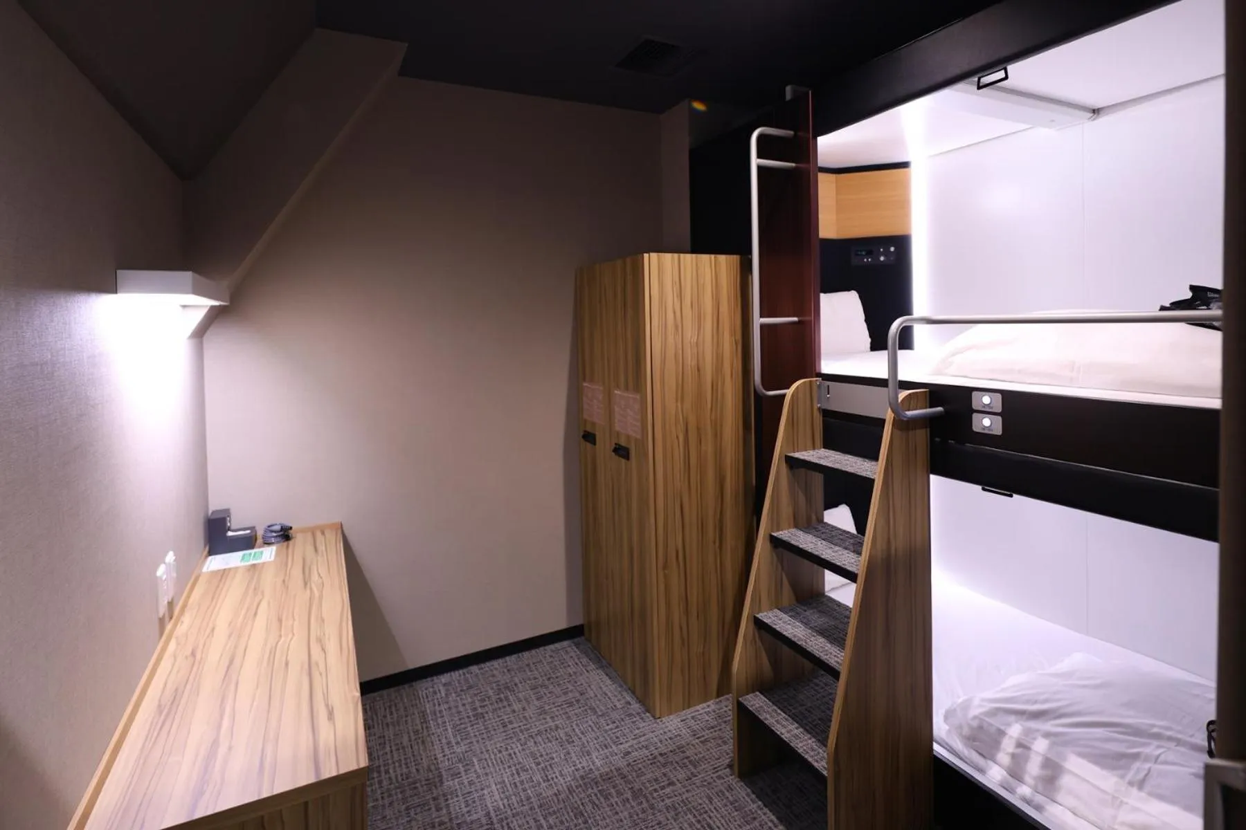 Photo of the whole room, Bed in global cabin Yokohama Chinatown