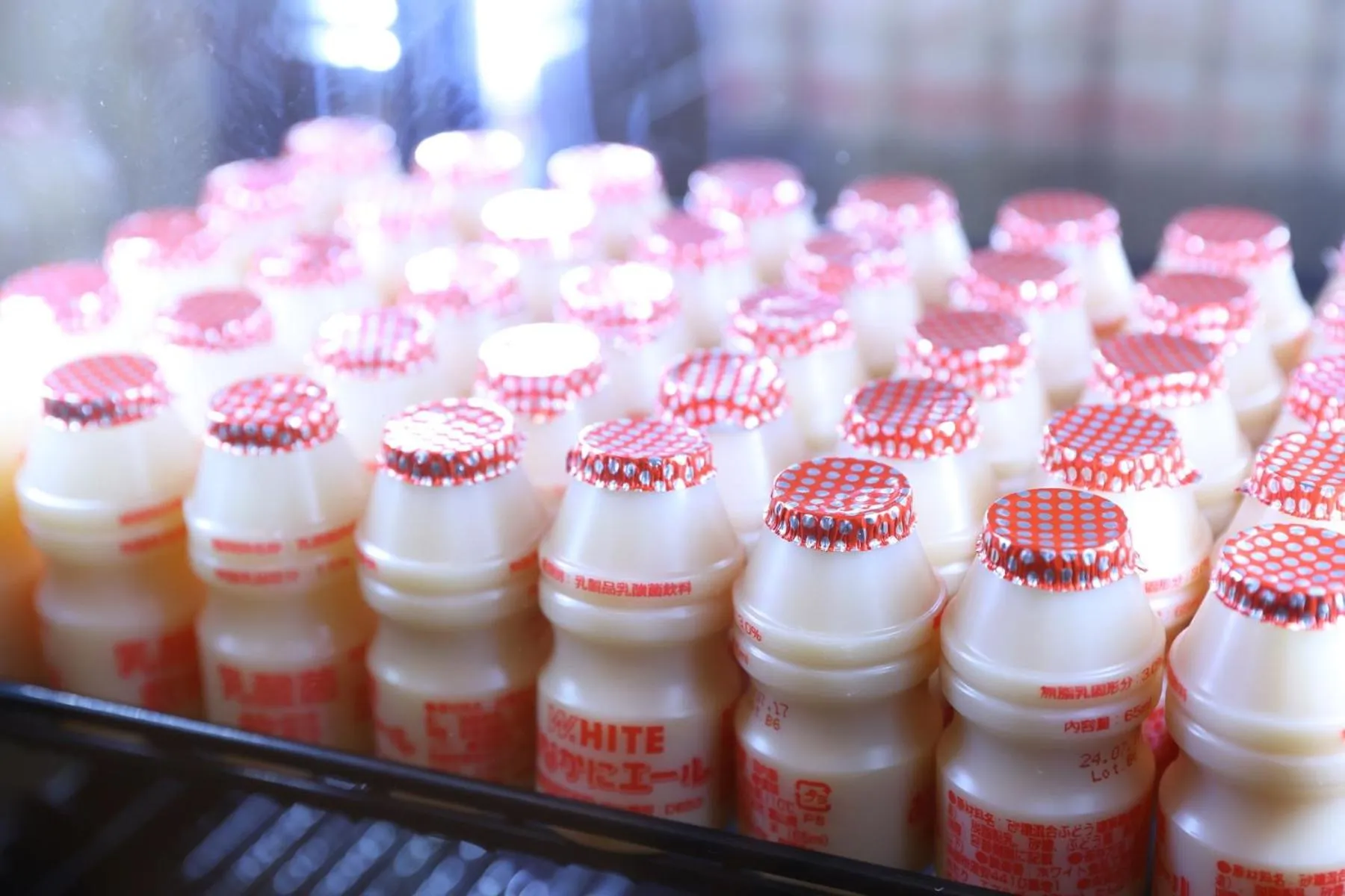 Food and drinks in global cabin Yokohama Chinatown