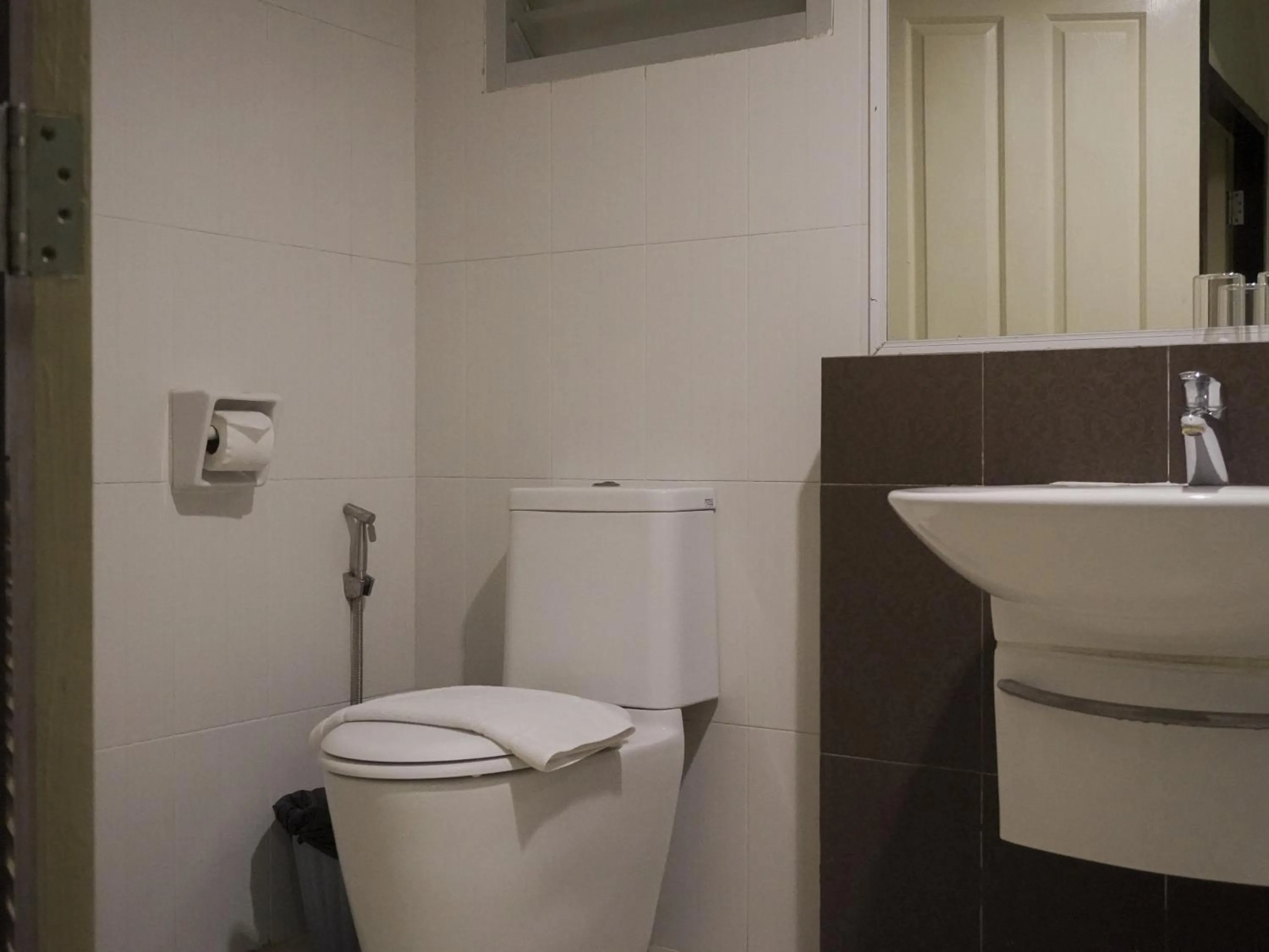 Studio Economy in Teja Hotel