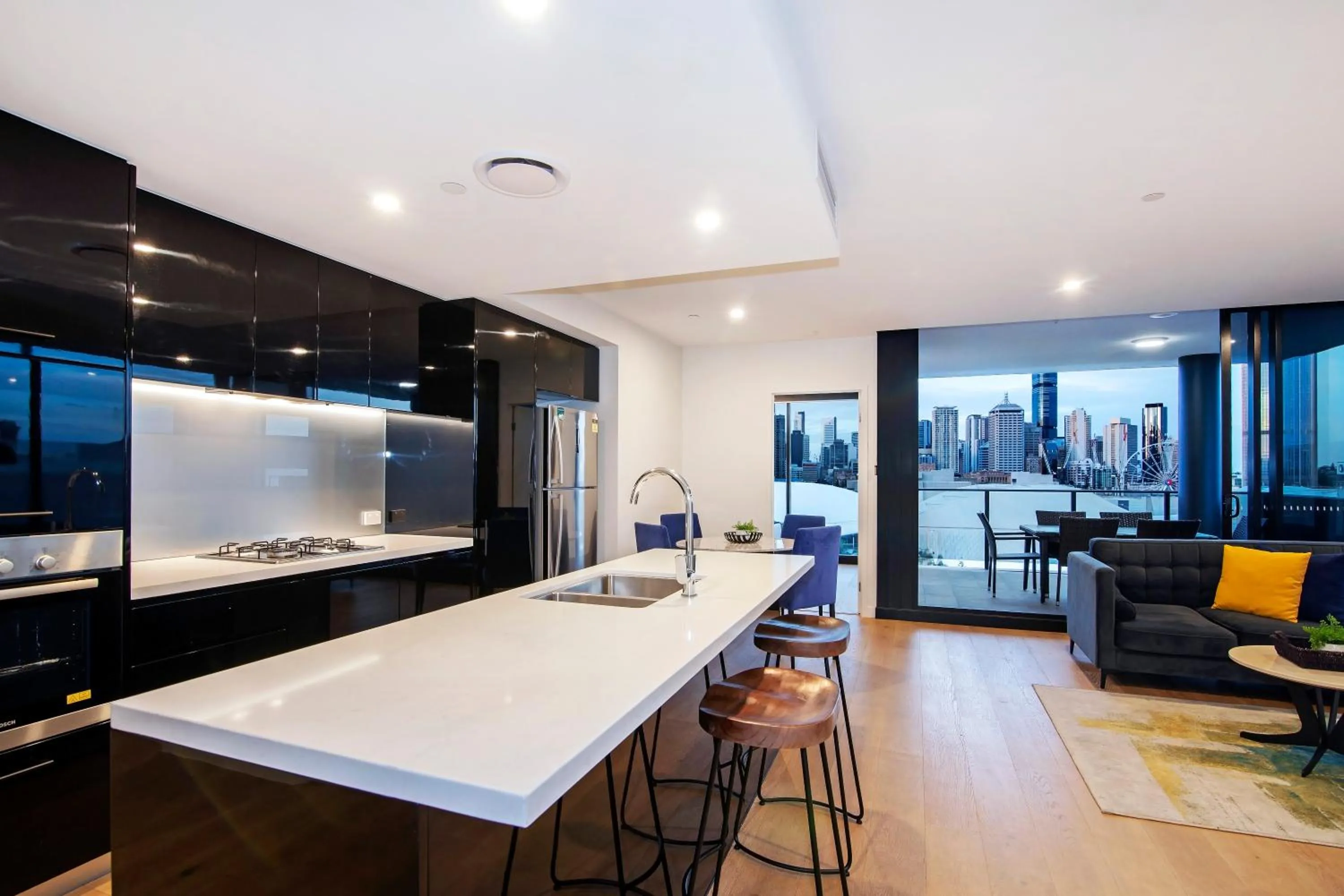 Kitchen or kitchenette in Atlas Apartments by CLLIX