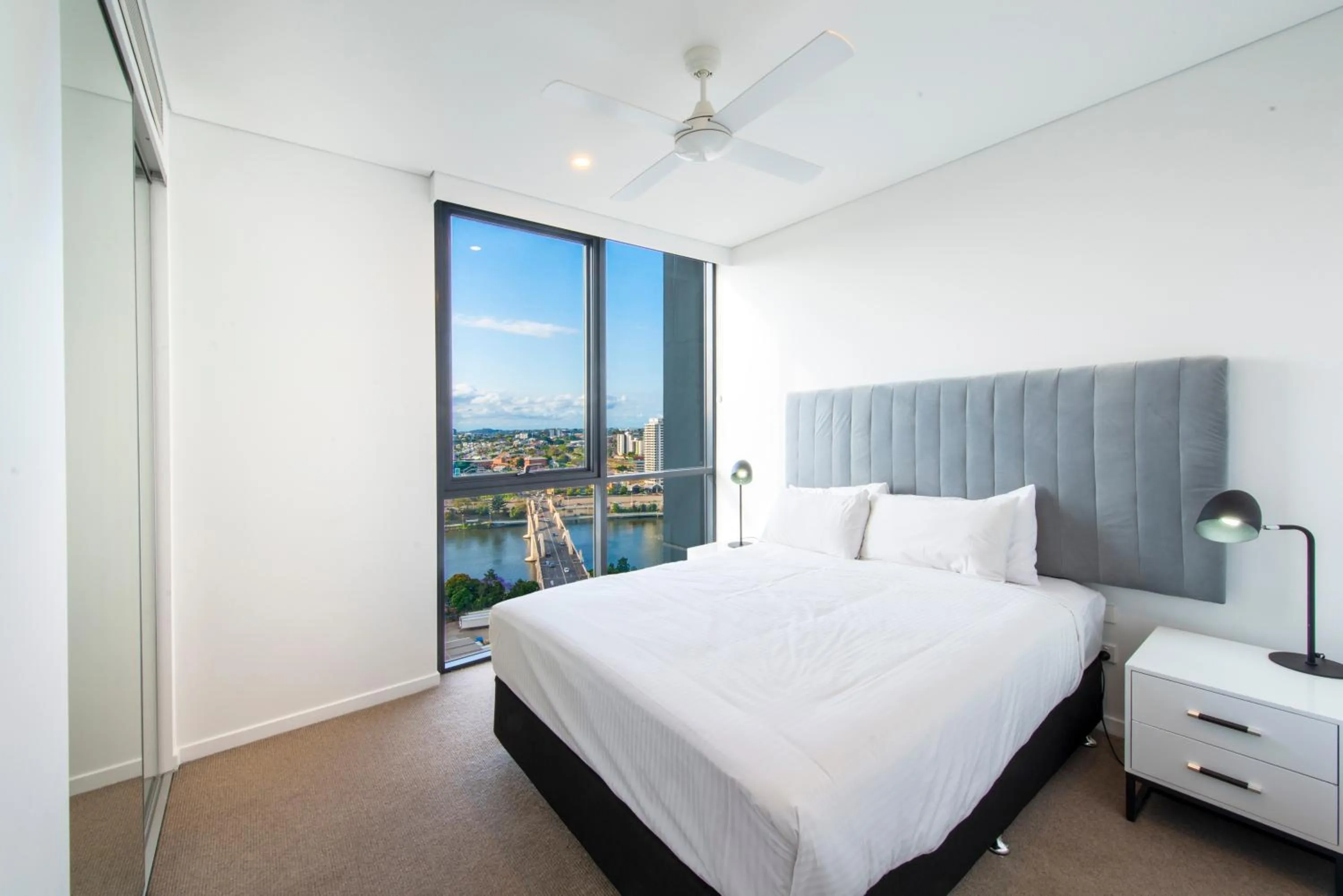 Bedroom, Bed in Hope Street Apartments by CLLIX