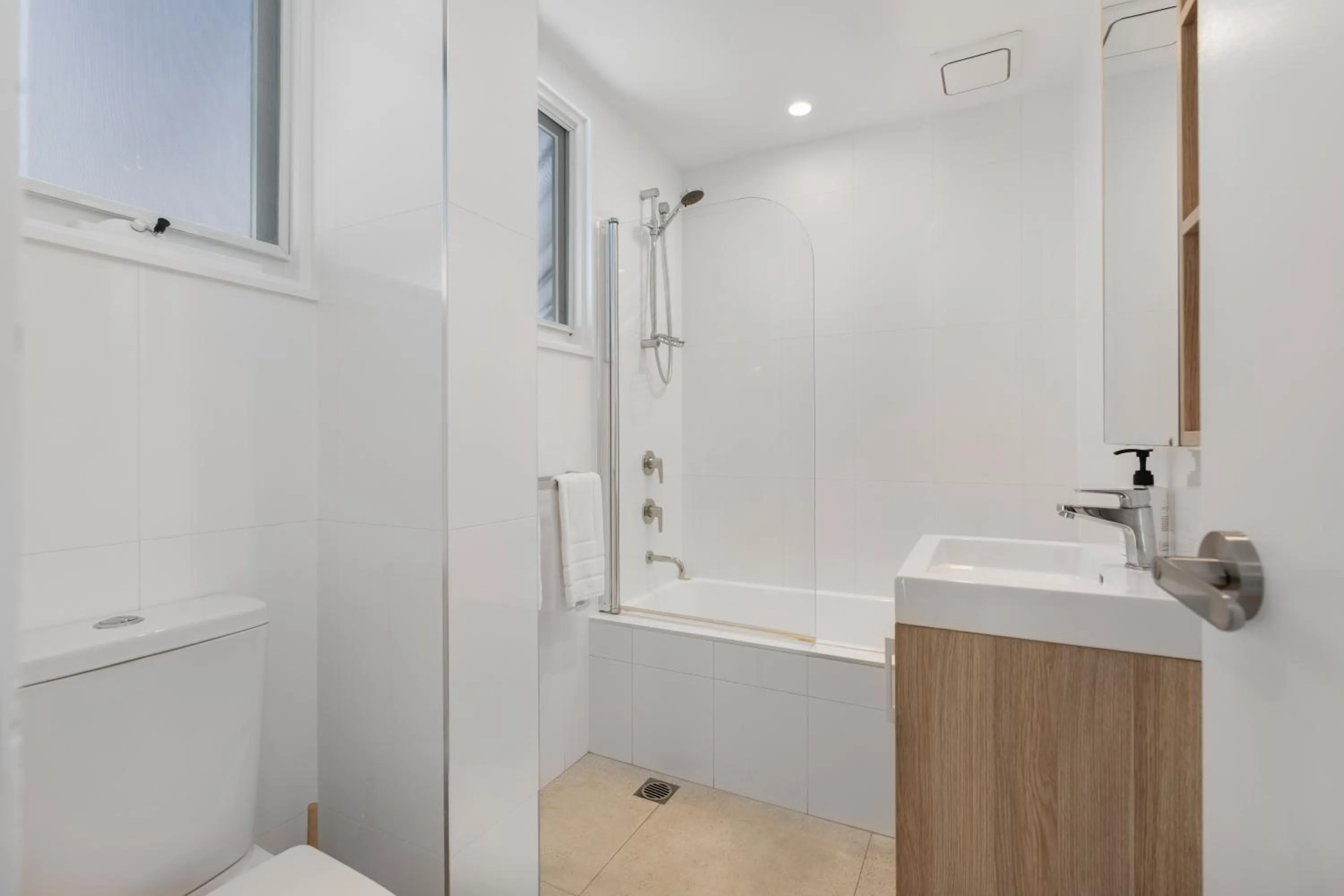 Shower in The Hastings Beach Houses