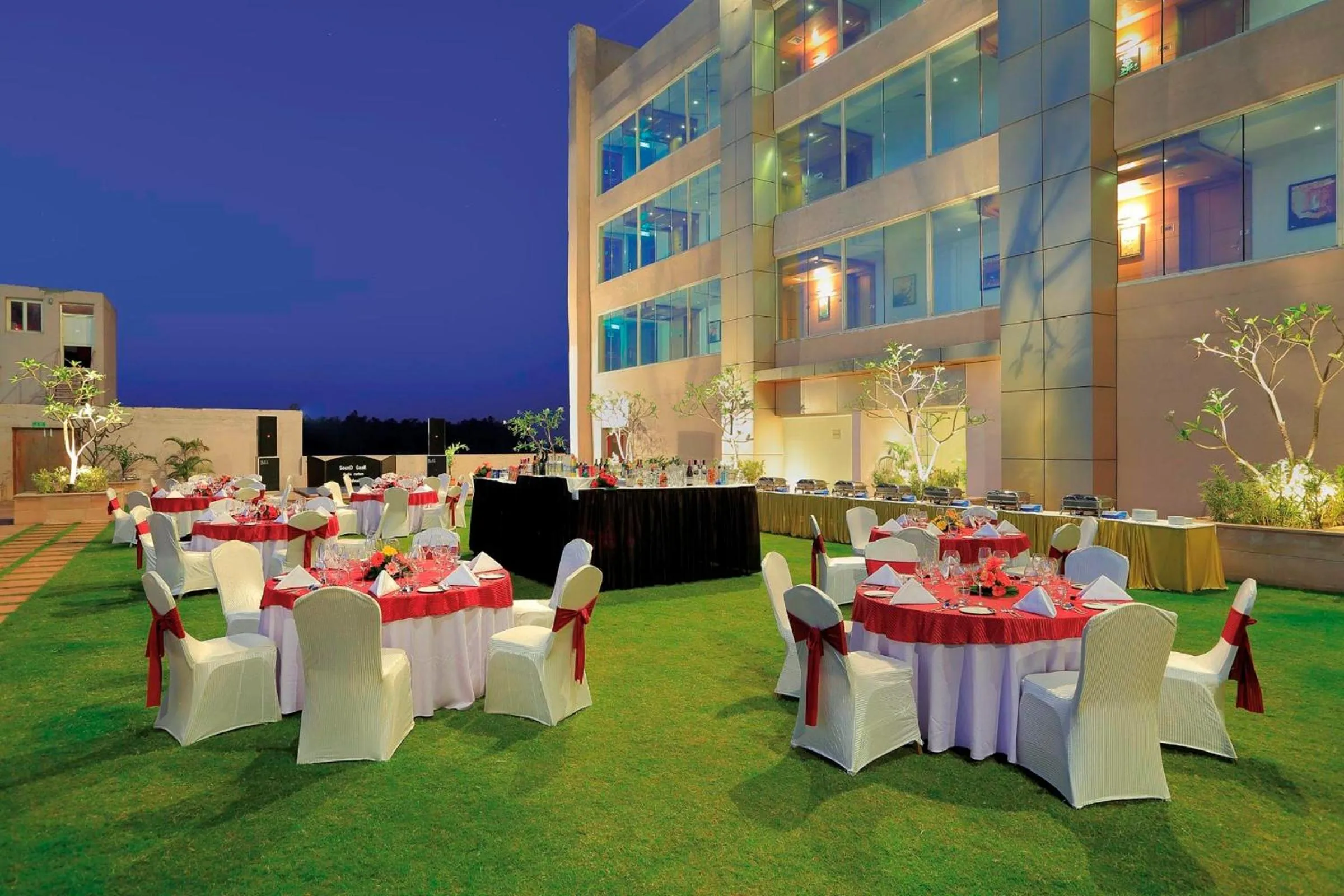 Garden in Yashail Hotel Haridwar