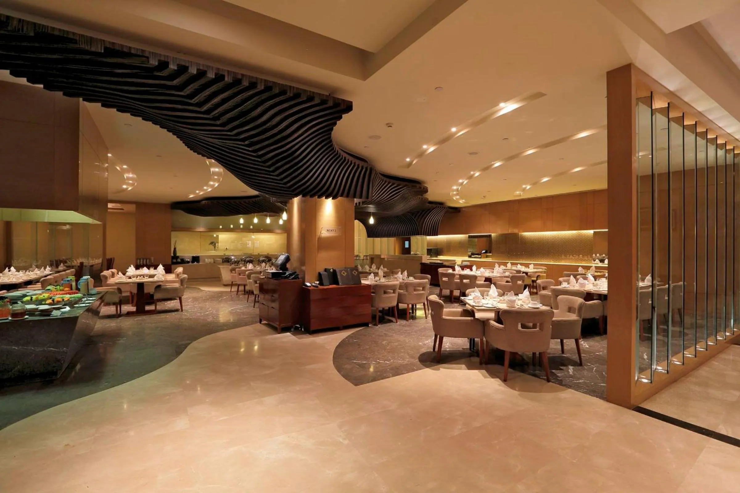 Restaurant/places to eat in Yashail Hotel Haridwar