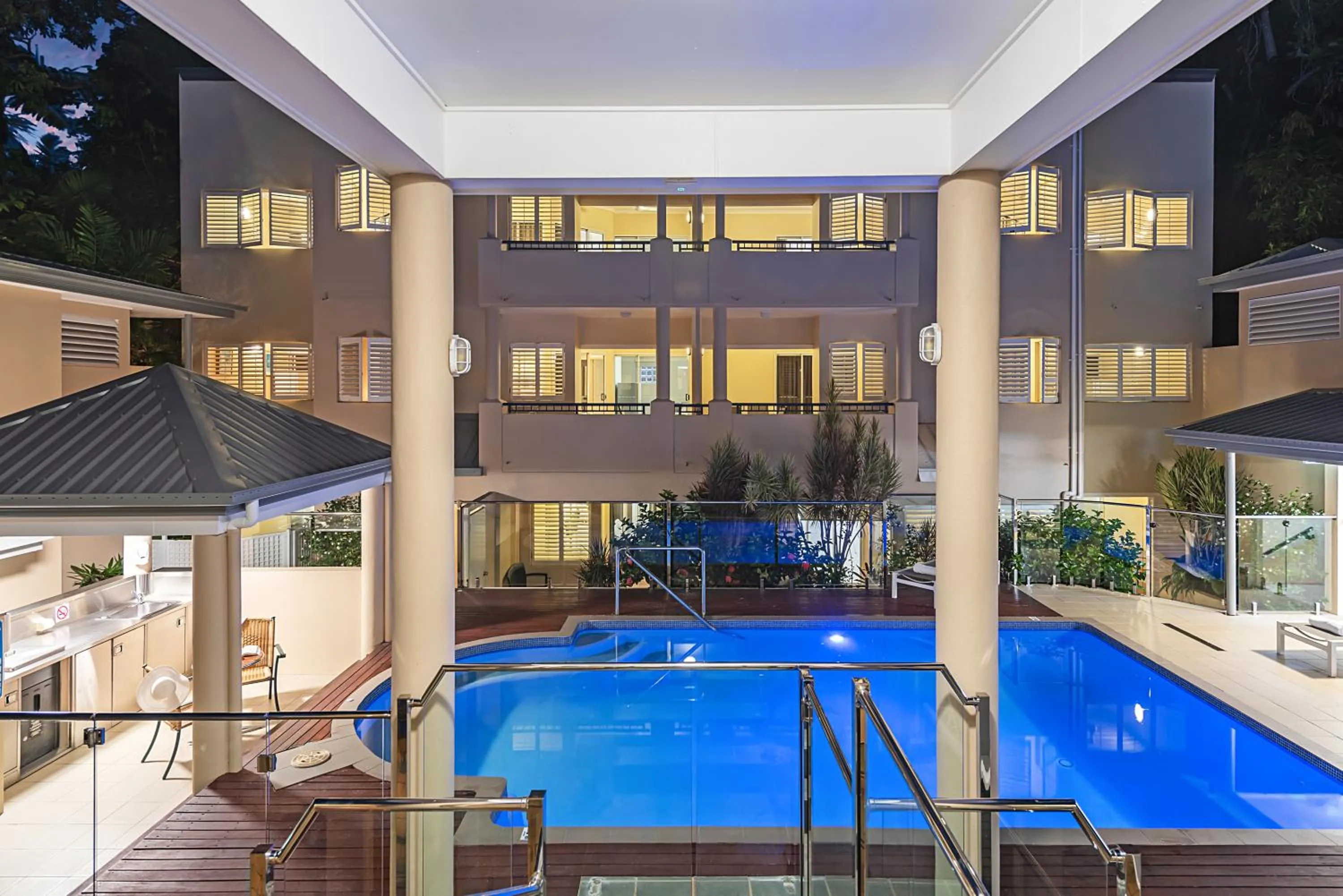 Night in The Newport on Macrossan - Adults Only