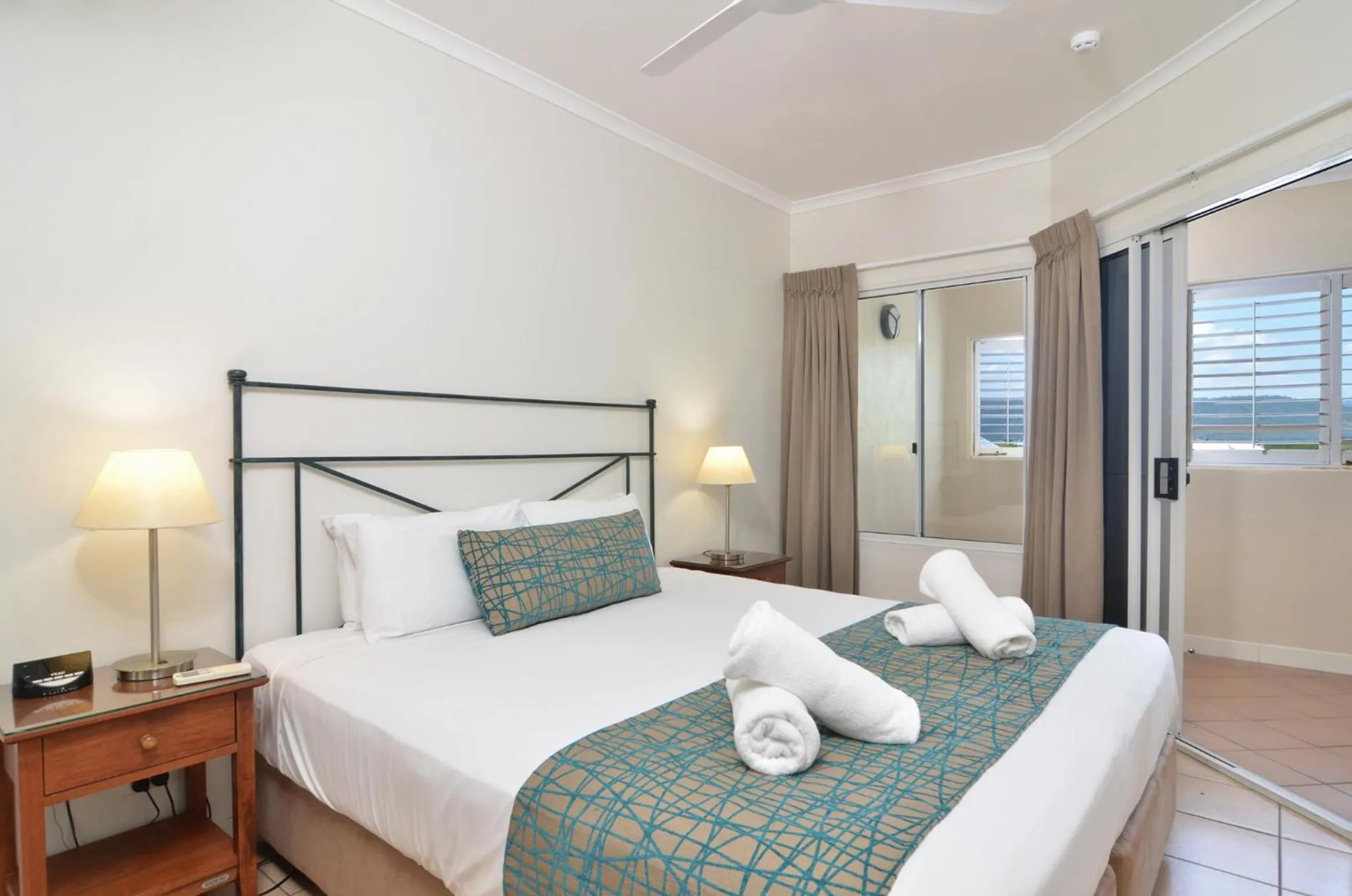 Bedroom, Bed in The Newport on Macrossan - Adults Only