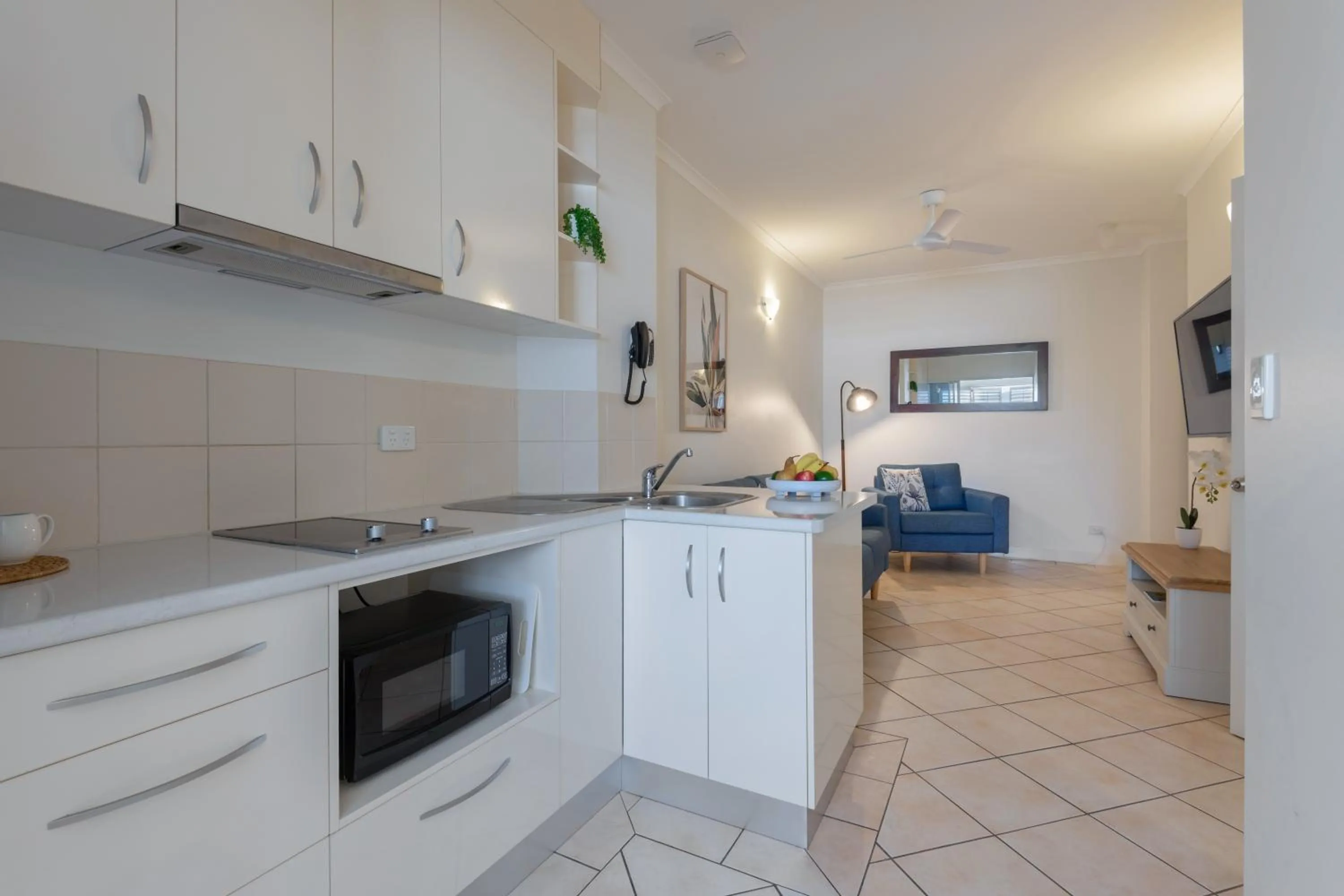 Kitchen or kitchenette in The Newport on Macrossan - Adults Only