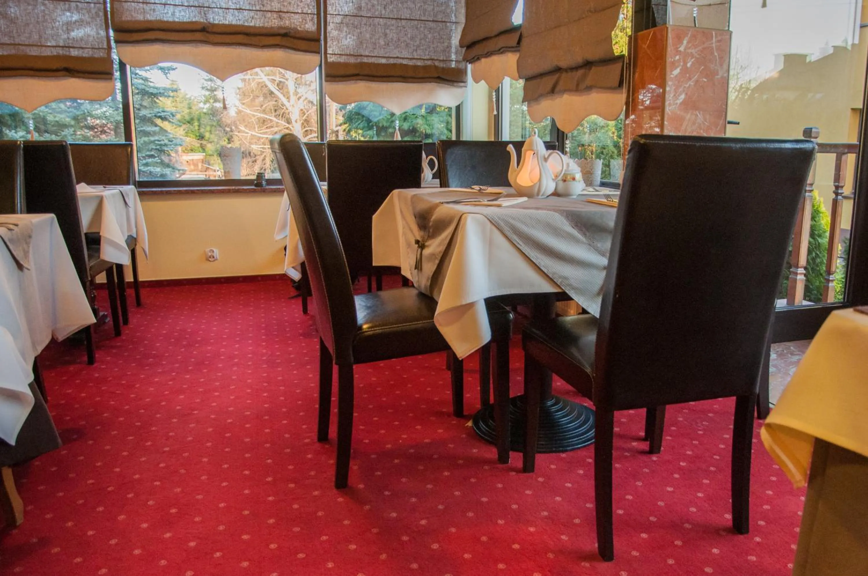 Restaurant/places to eat in Hotel Rypsówka