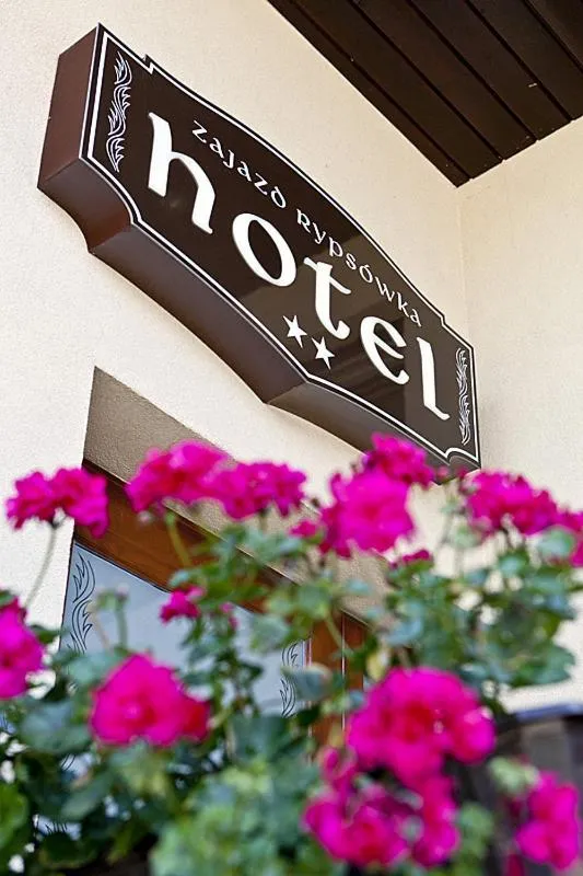 Facade/entrance in Hotel Rypsówka