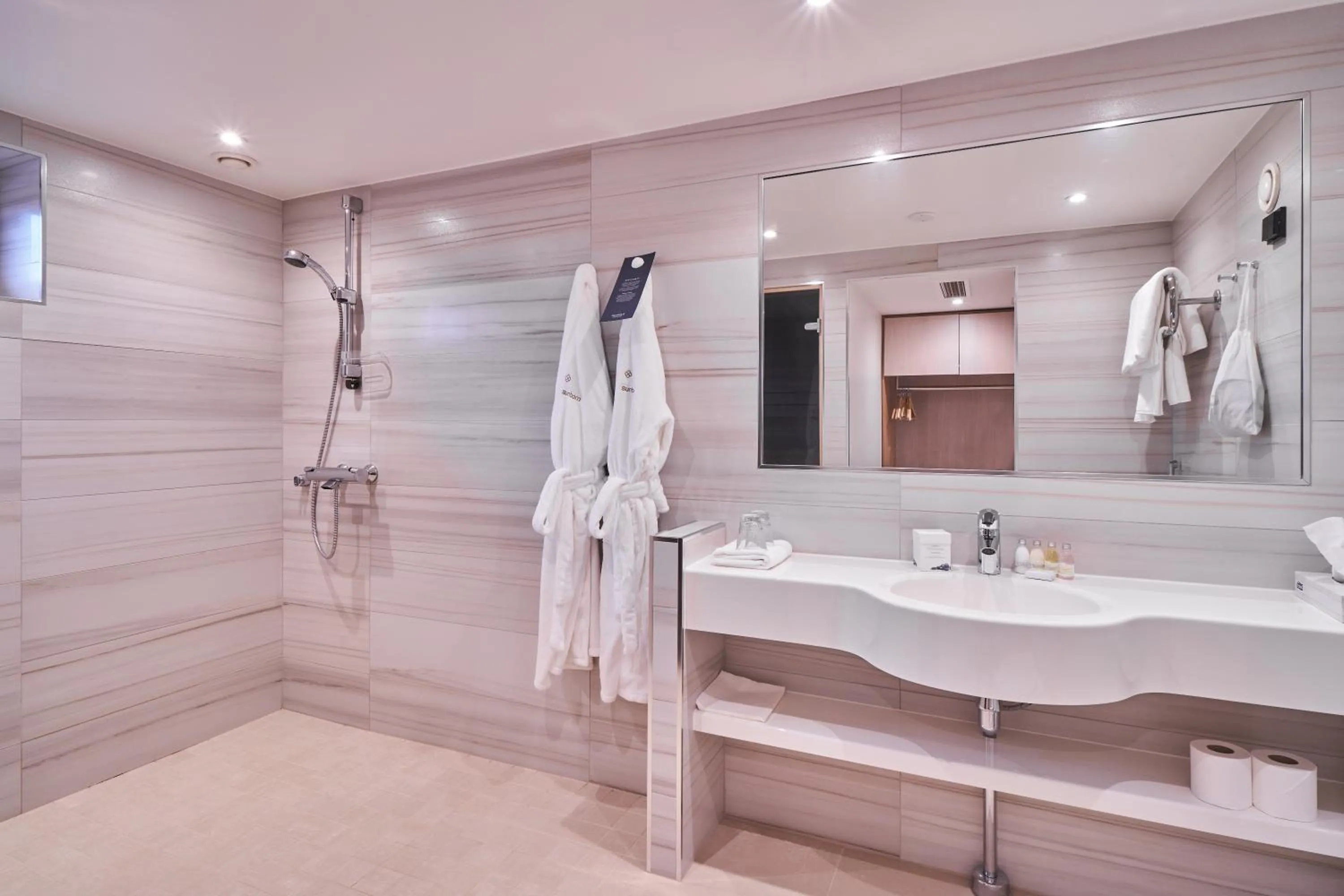 Bathroom in Naantali Spa Hotel