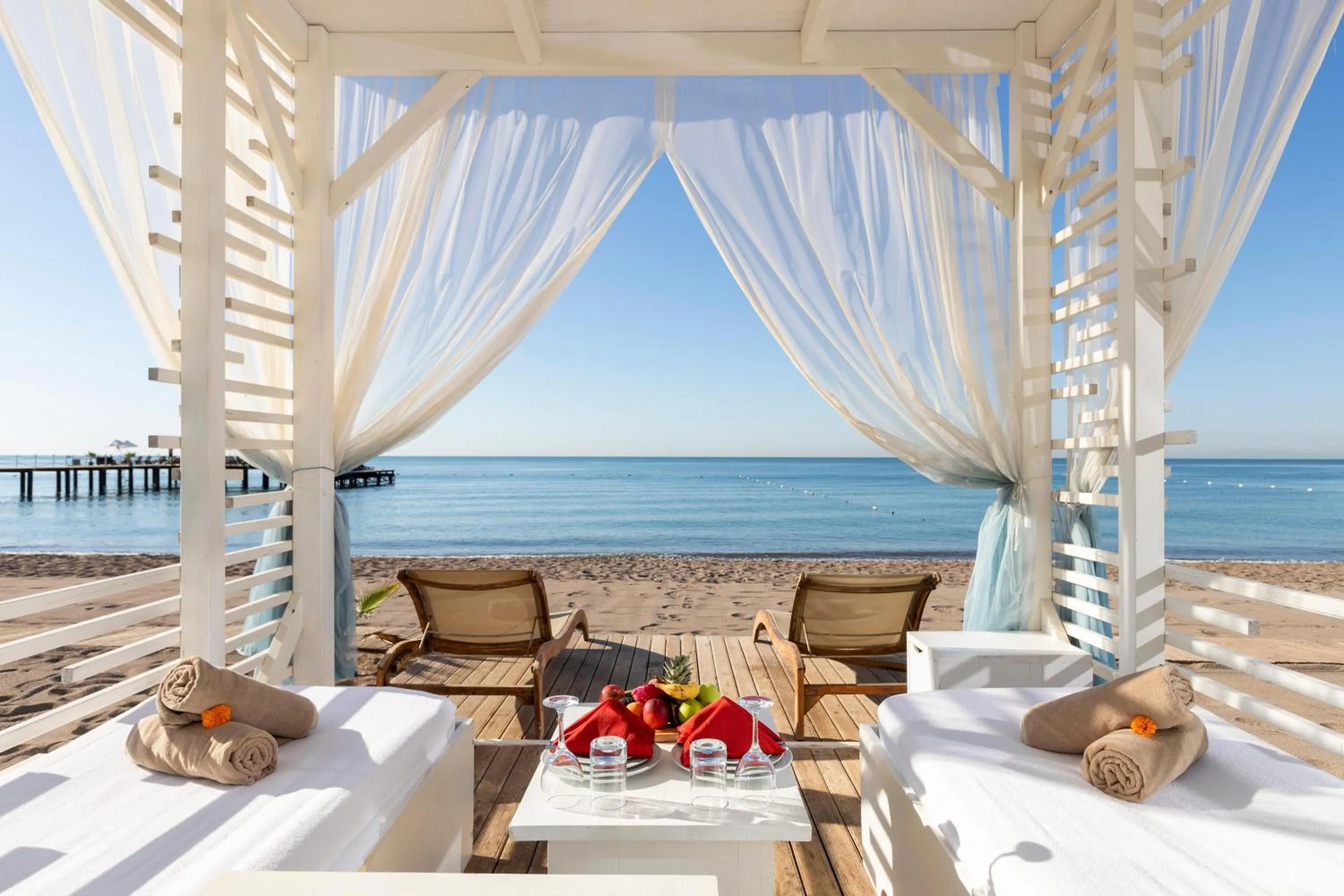 Restaurant/places to eat in Sherwood Exclusive Lara