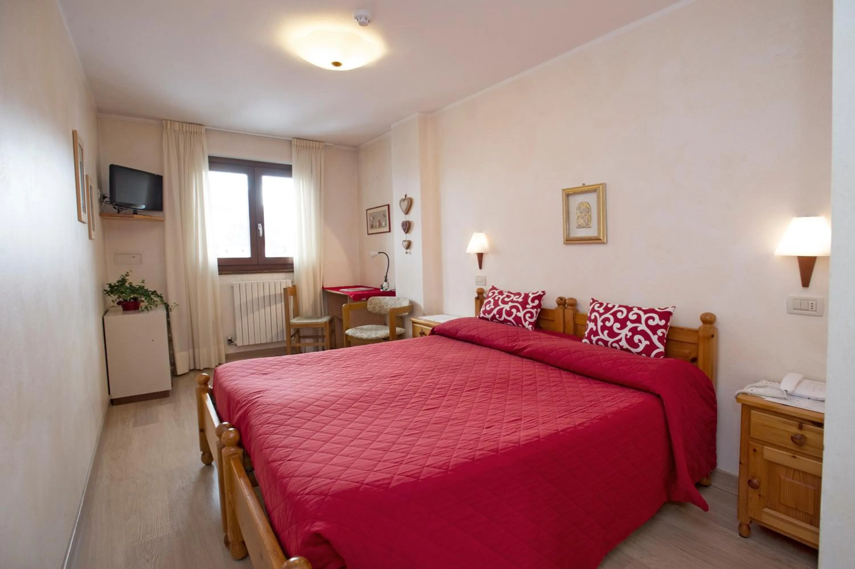 Bed in Hotel Silene Parking and Garage