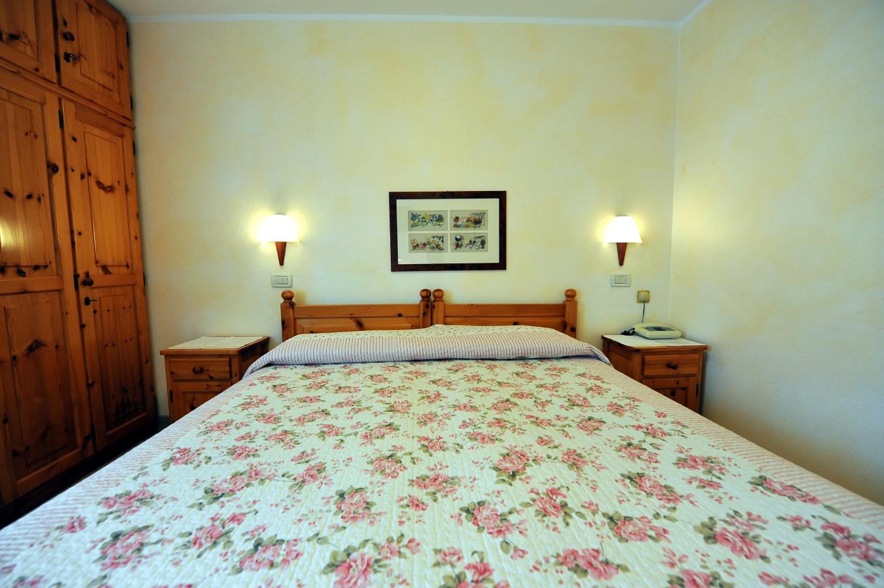 Bedroom, Bed in Hotel Silene Parking and Garage