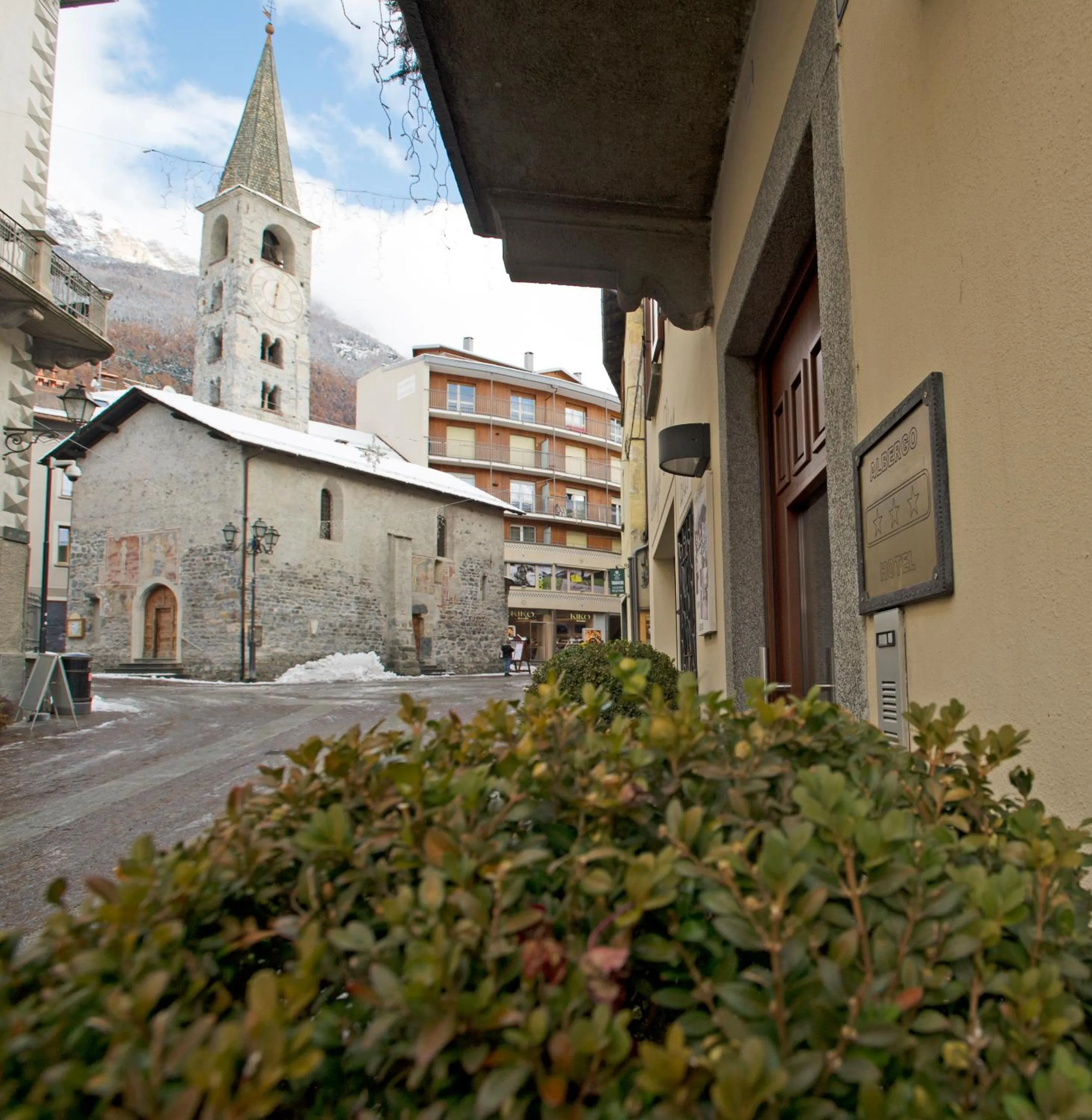 Property building in Hotel Silene Parking and Garage