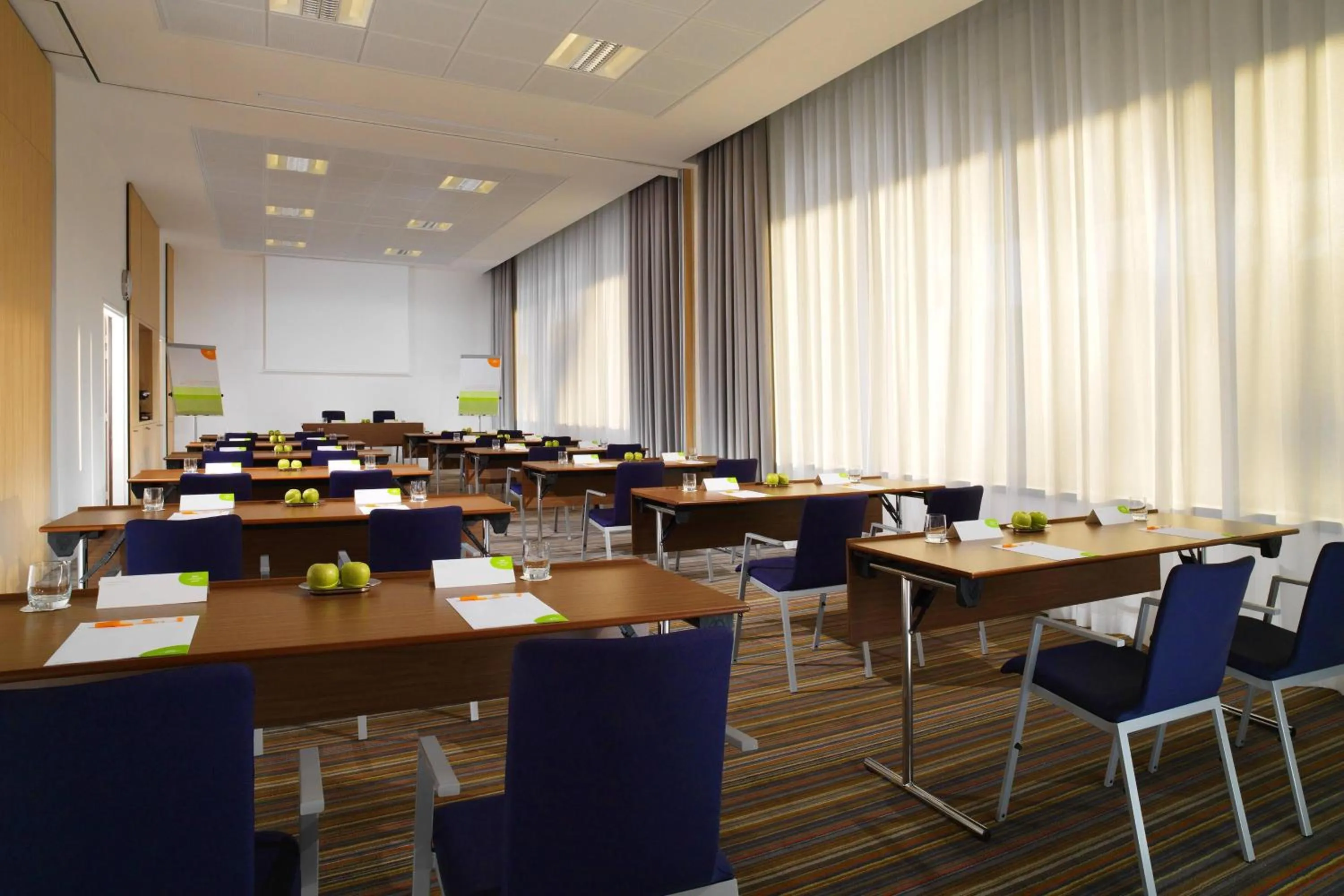Meeting/conference room in Courtyard by Marriott Montpellier
