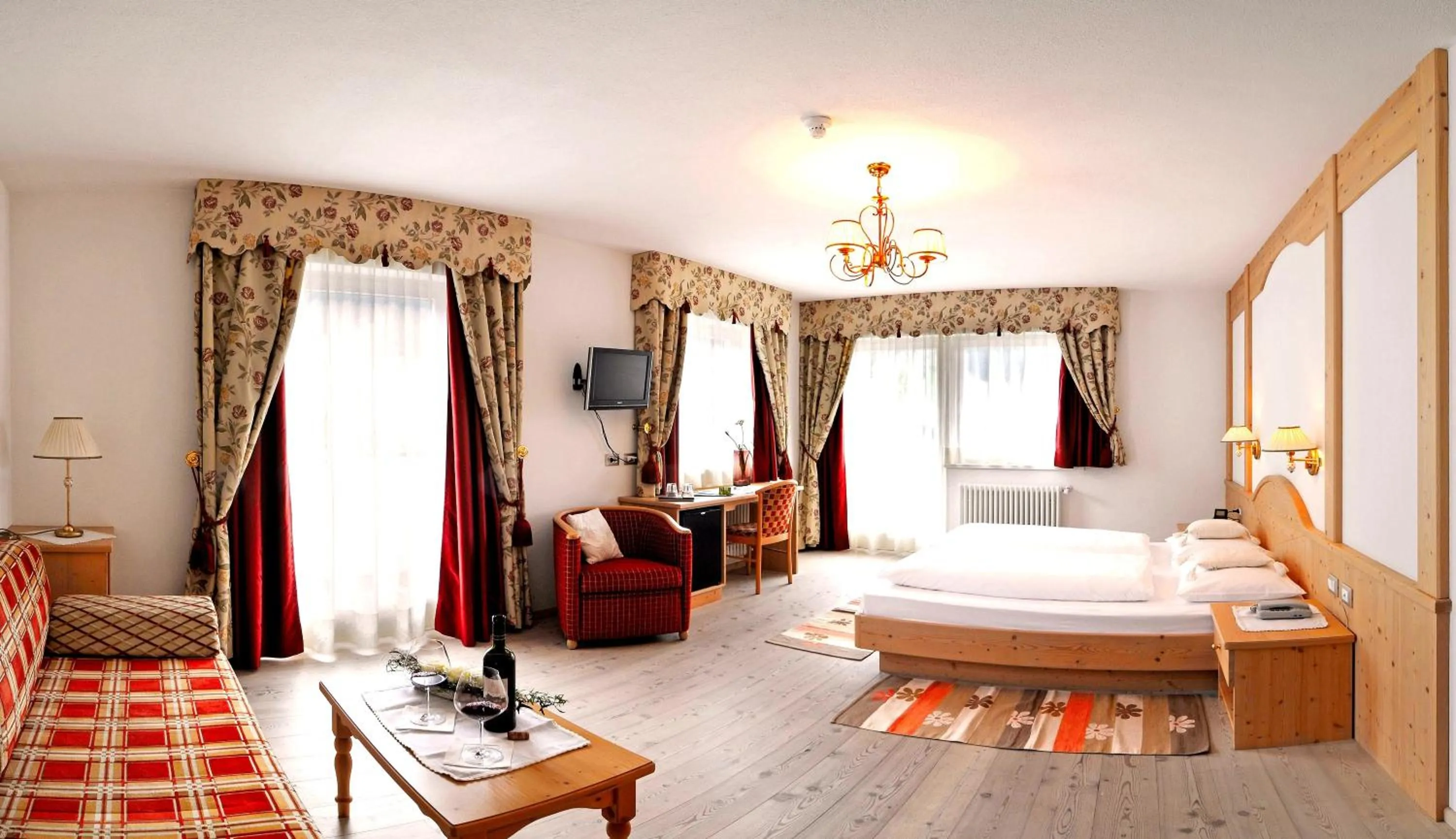 Photo of the whole room, Bed in Hotel Teresa