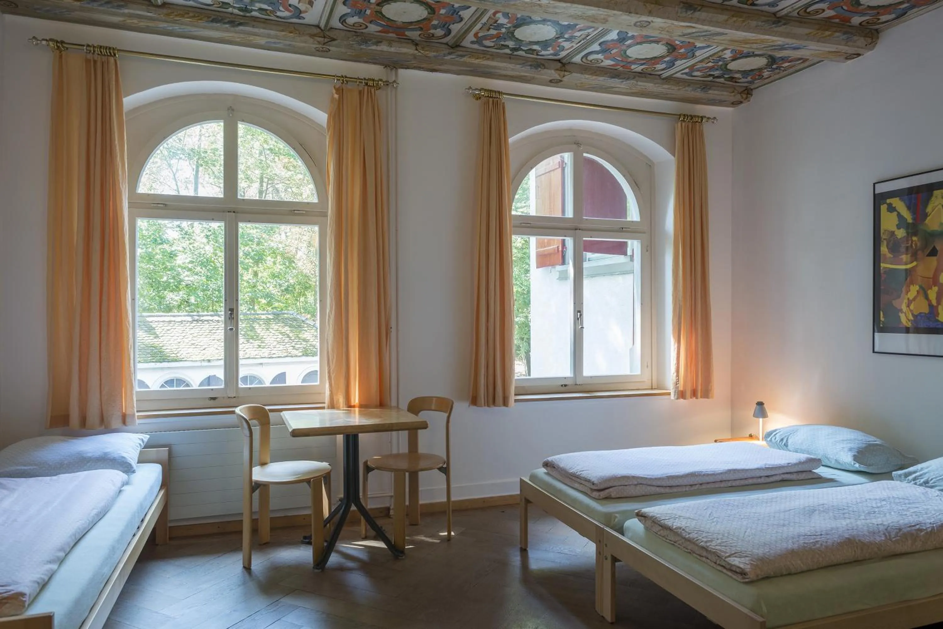 Photo of the whole room, Bed in Schaffhausen Youth Hostel